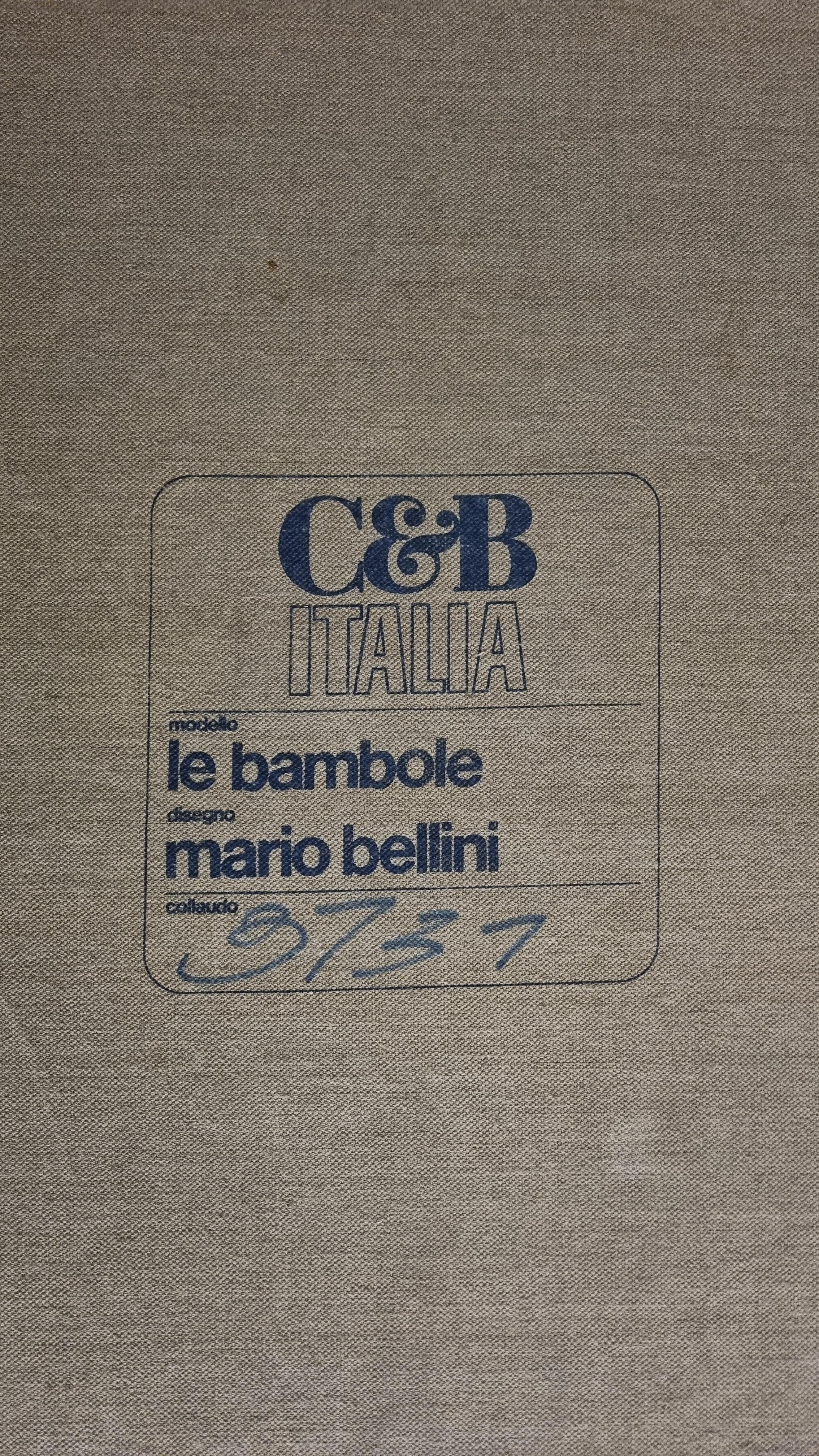 Le Bambole 3 seater sofa designed by Mario Bellini for C&b Italia 1972 For Sale 6