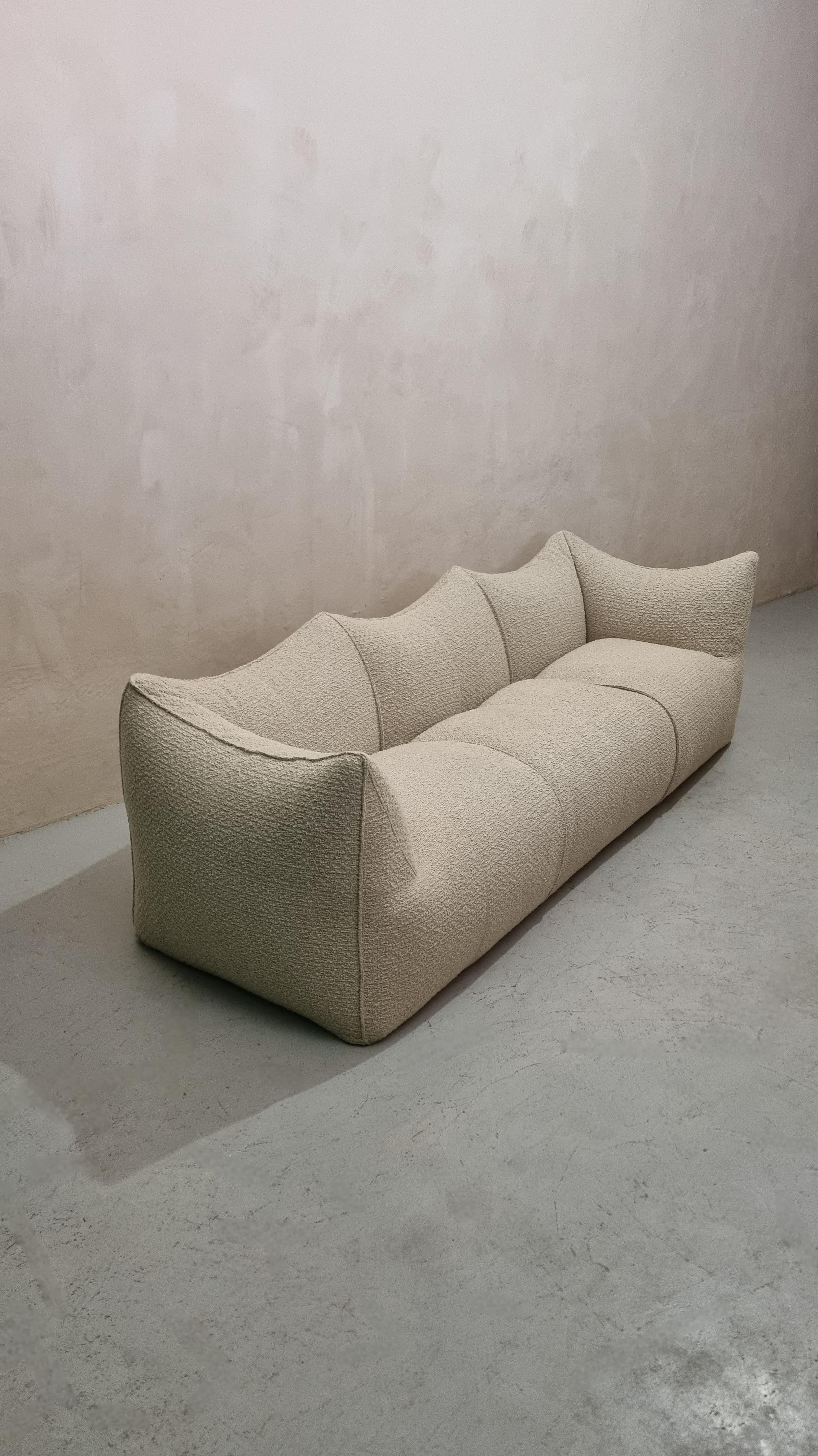 Mid-Century Modern Le Bambole 3 seater sofa designed by Mario Bellini for C&b Italia 1972 For Sale