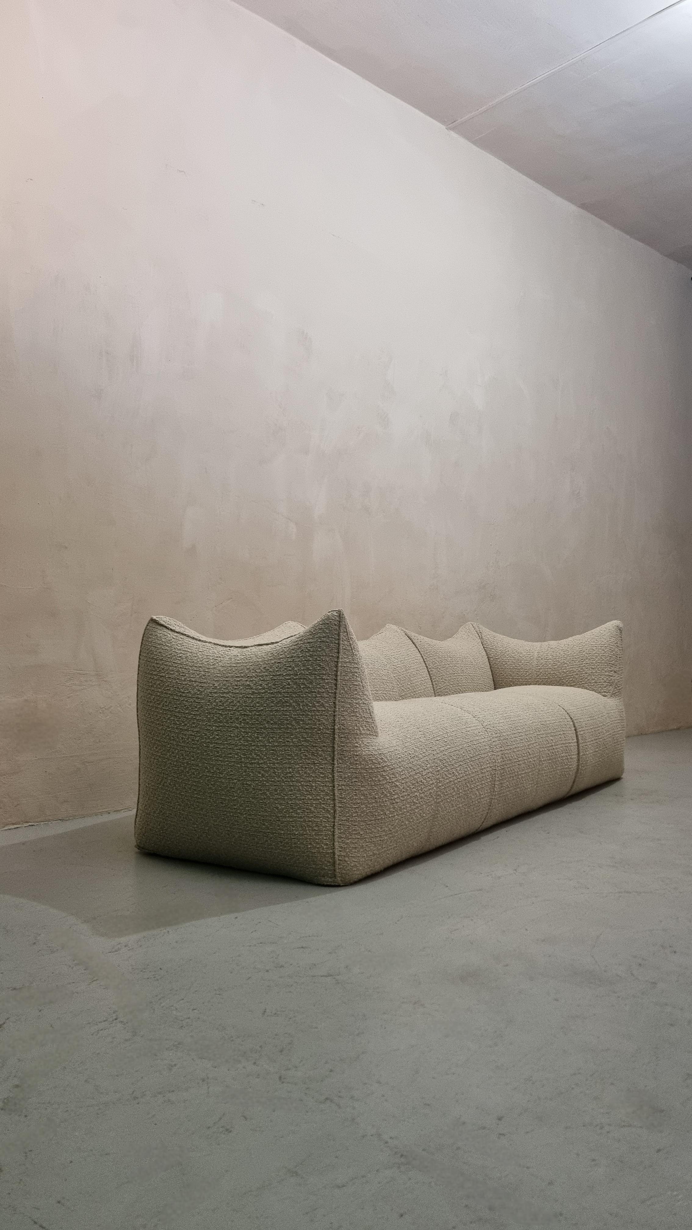 Late 20th Century Le Bambole 3 seater sofa designed by Mario Bellini for C&b Italia 1972 For Sale