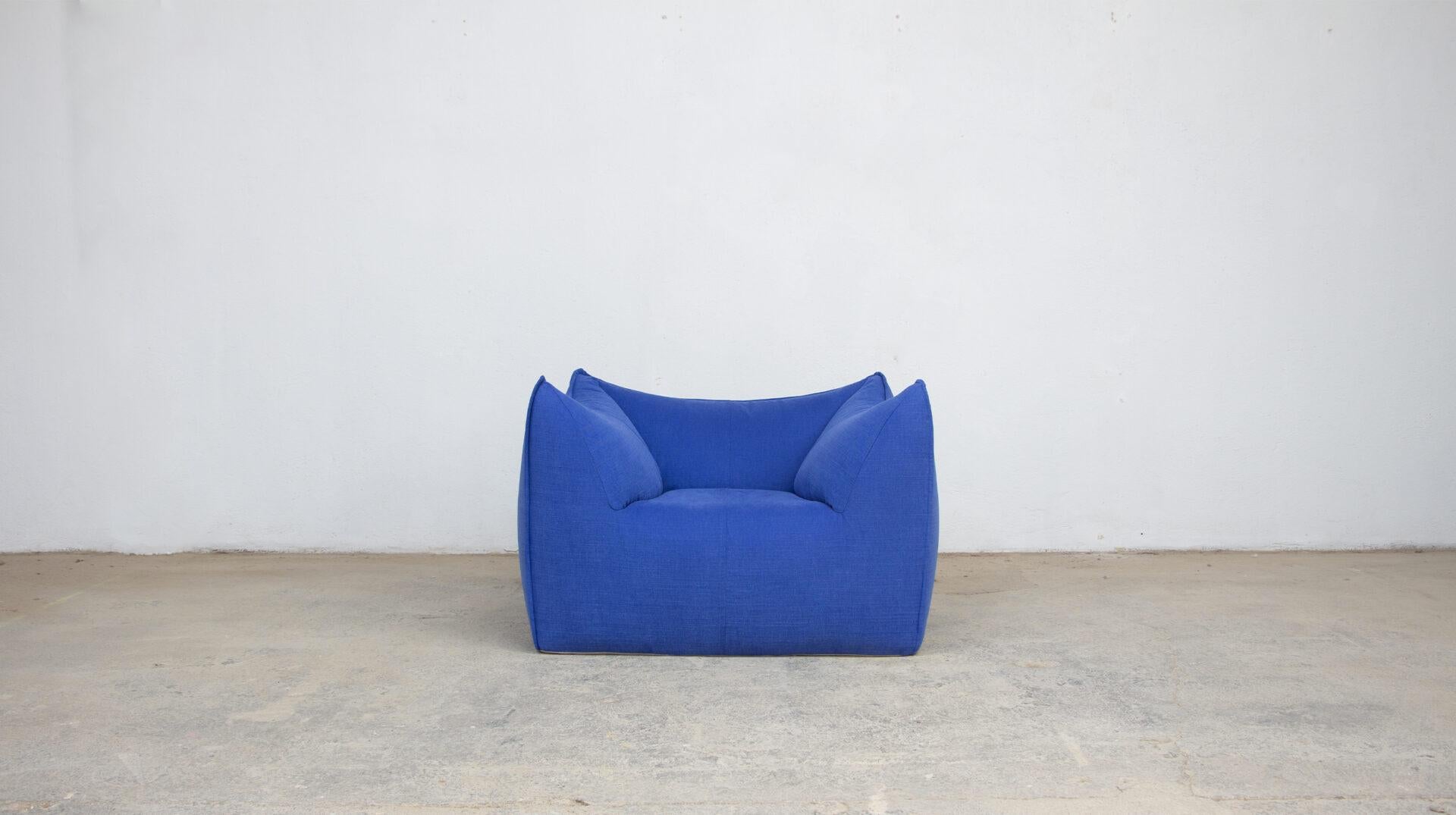Mid-Century Modern Le Bambole armchair by Mario Bellini, B&B Italia, 1970's For Sale