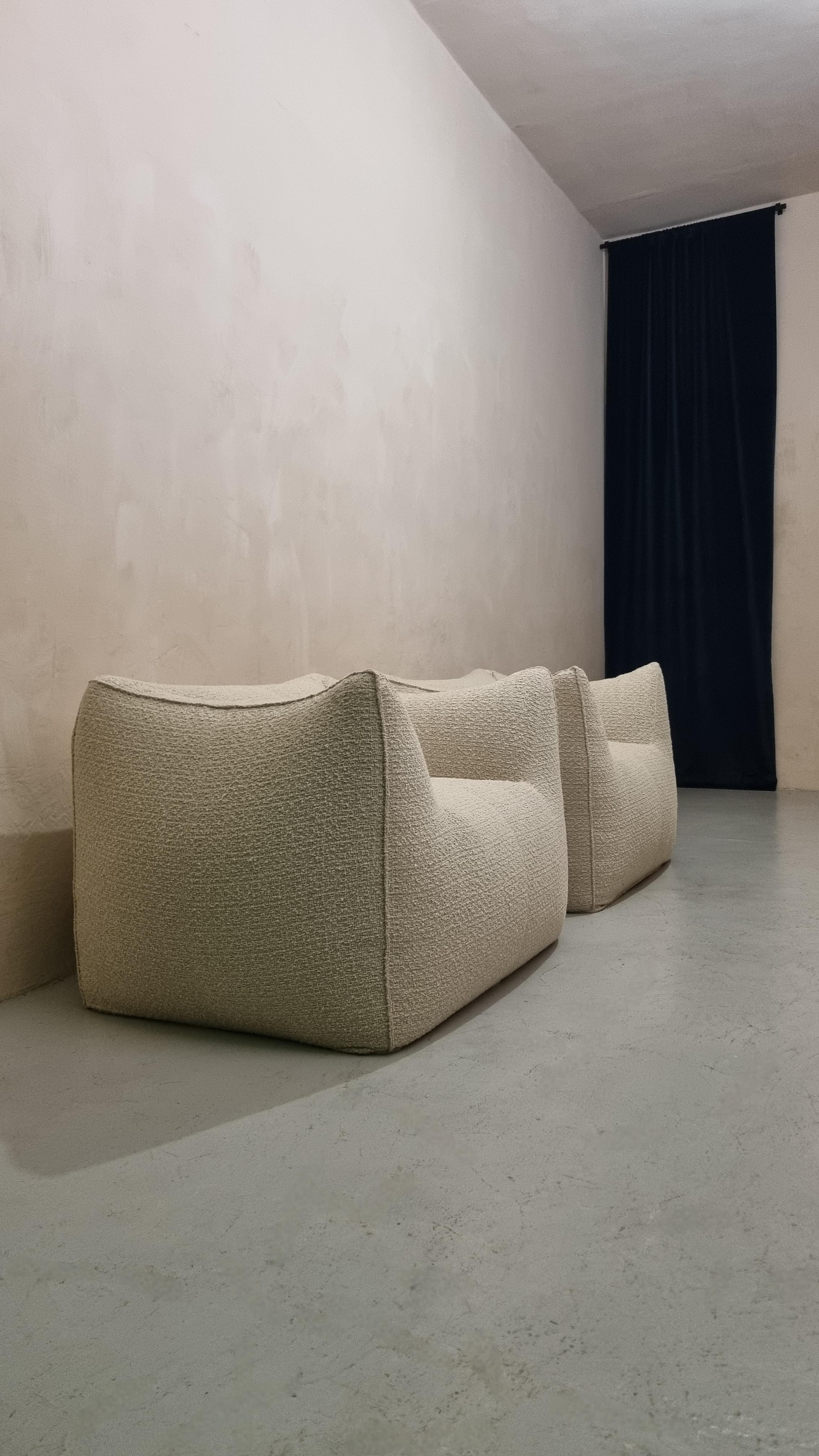 Le Bambole-Sessel, entworfen von Mario Bellini für B&b Italia 1972 (Stoff) im Angebot