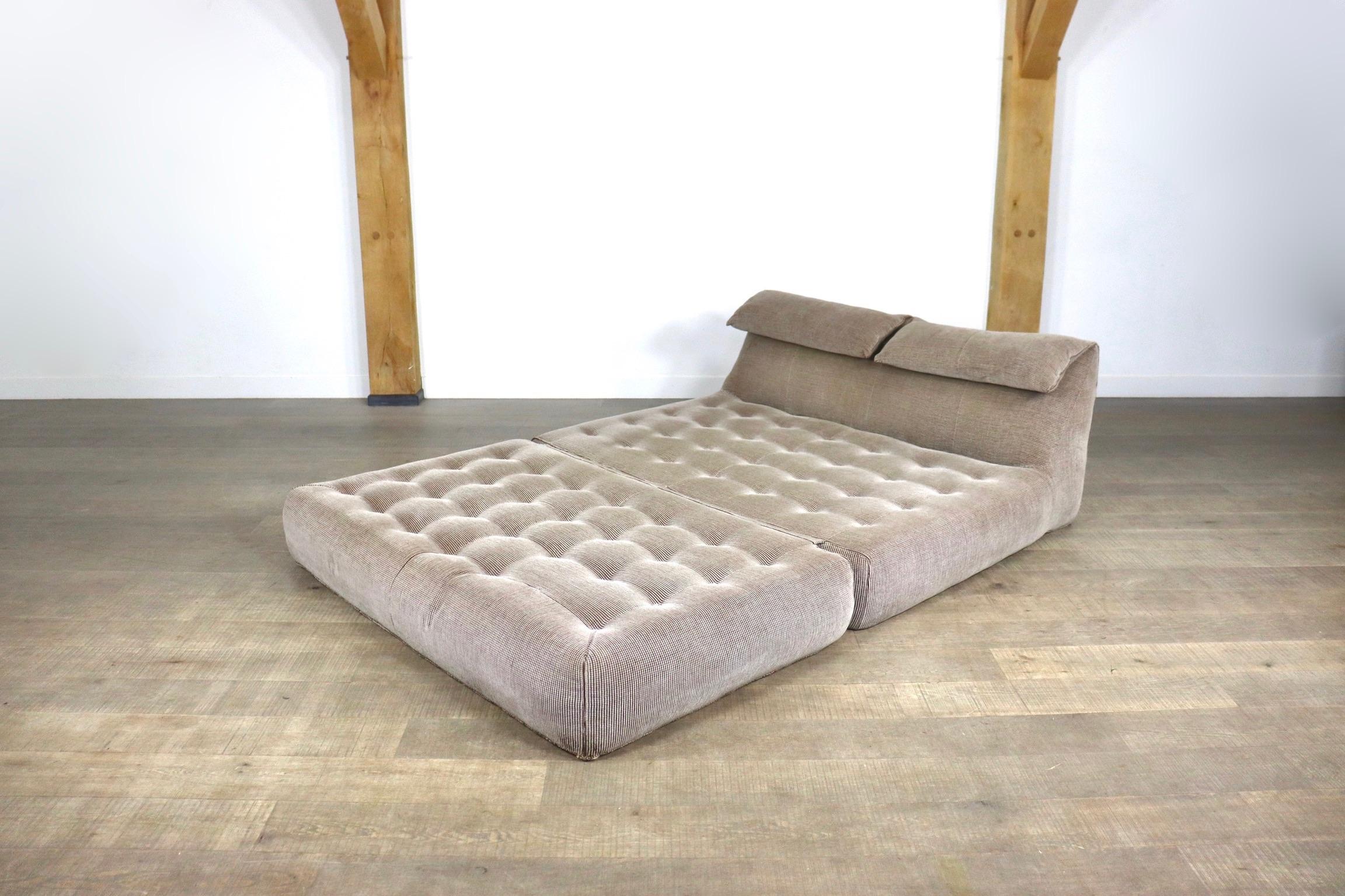 Le Bambole Bed by Mario Bellini for B&B Italia, 1970s In Good Condition In ABCOUDE, UT