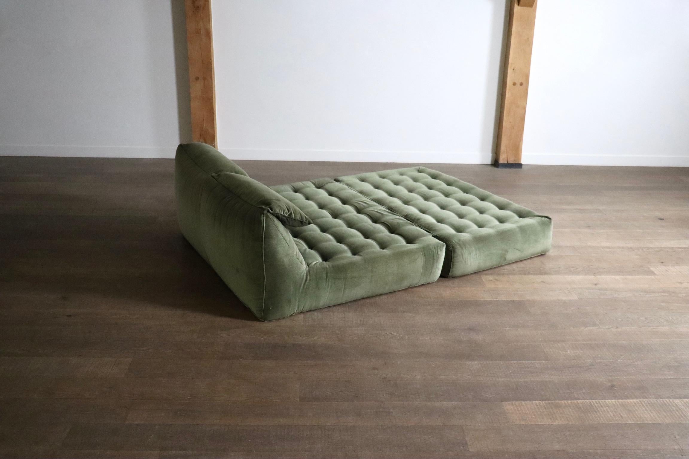 Lit Le bambole en velours vert Par Mario Bellini pour B&B Italia, 1970 en vente 4