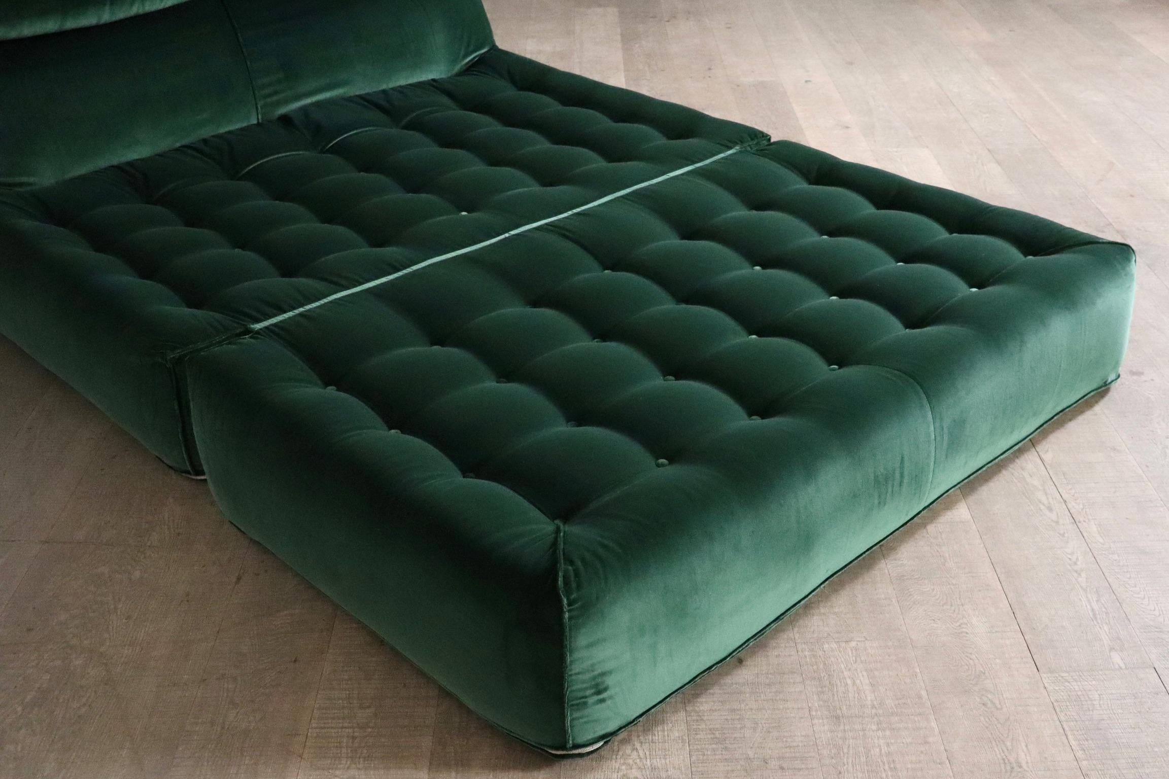 Le Bambole Bed In Velvet By Mario Bellini For B&B Italia, 1970s 1