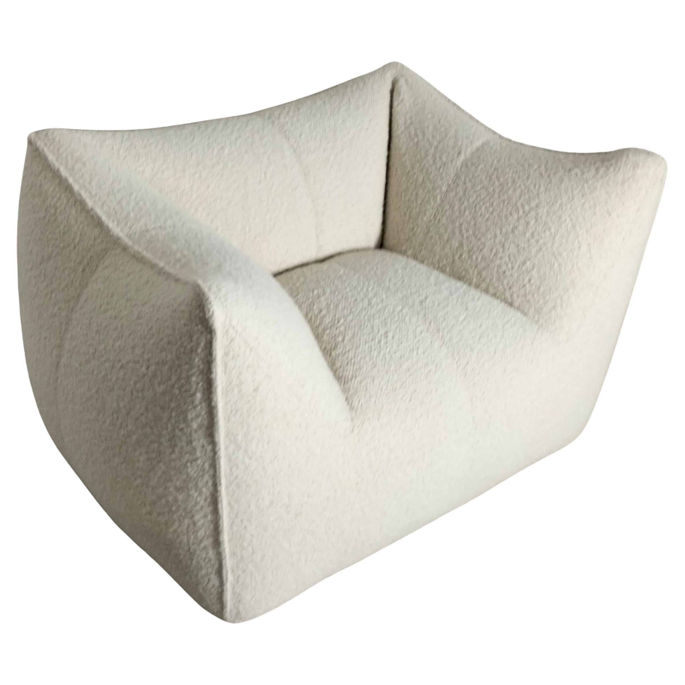 “Le Bambole” bouclè armchair by Mario Bellini for B&B Italia, 1970s