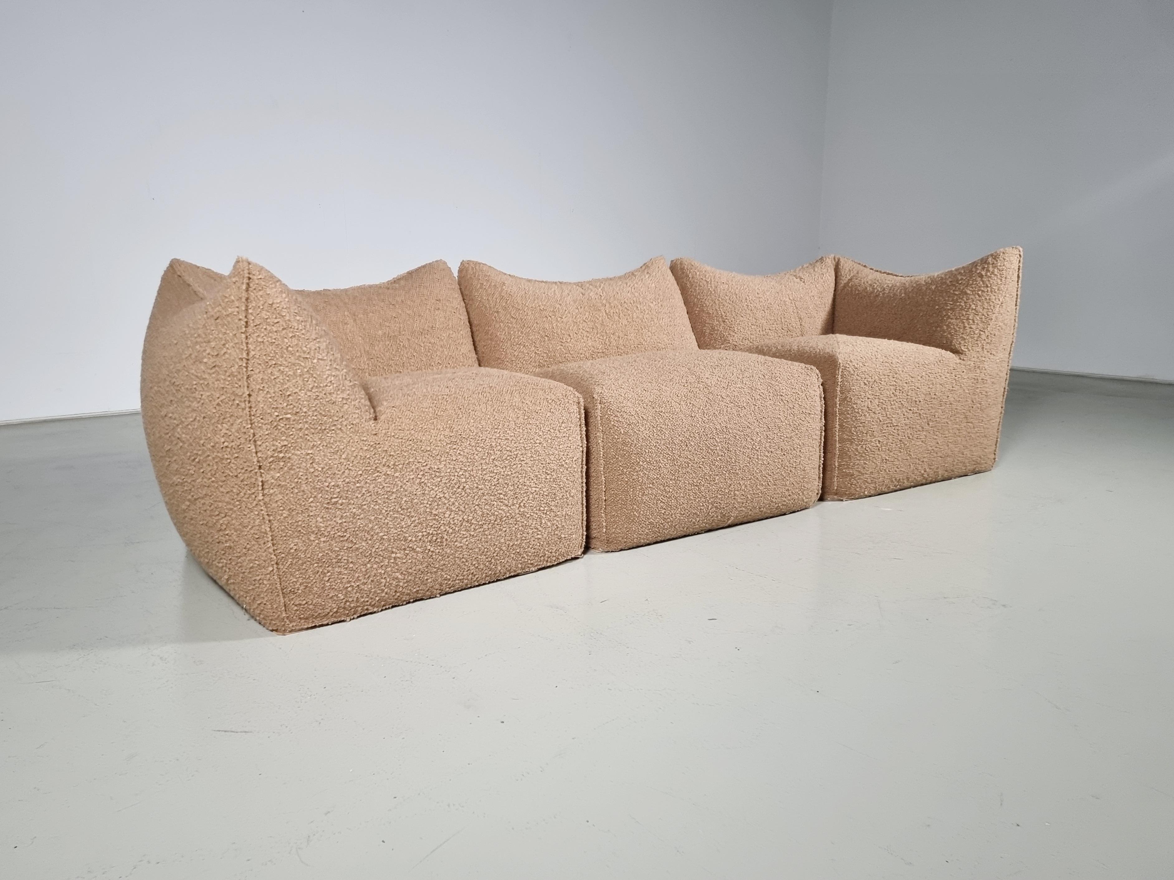 Late 20th Century Le Bambole Bouclé Sectional Sofa by Mario Bellni for B&B Italia, 1970s