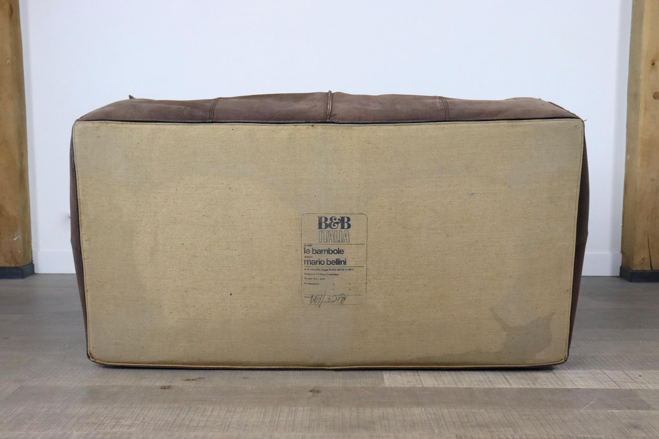 Le Bambole buffalo leather 2-seater sofas by Mario Bellini for B&B Italia. 1970s 3
