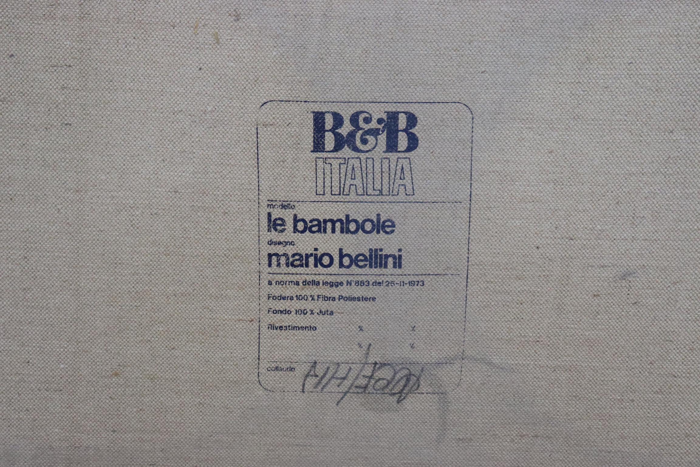 Le Bambole buffalo leather 2-seater sofas by Mario Bellini for B&B Italia. 1970s 11