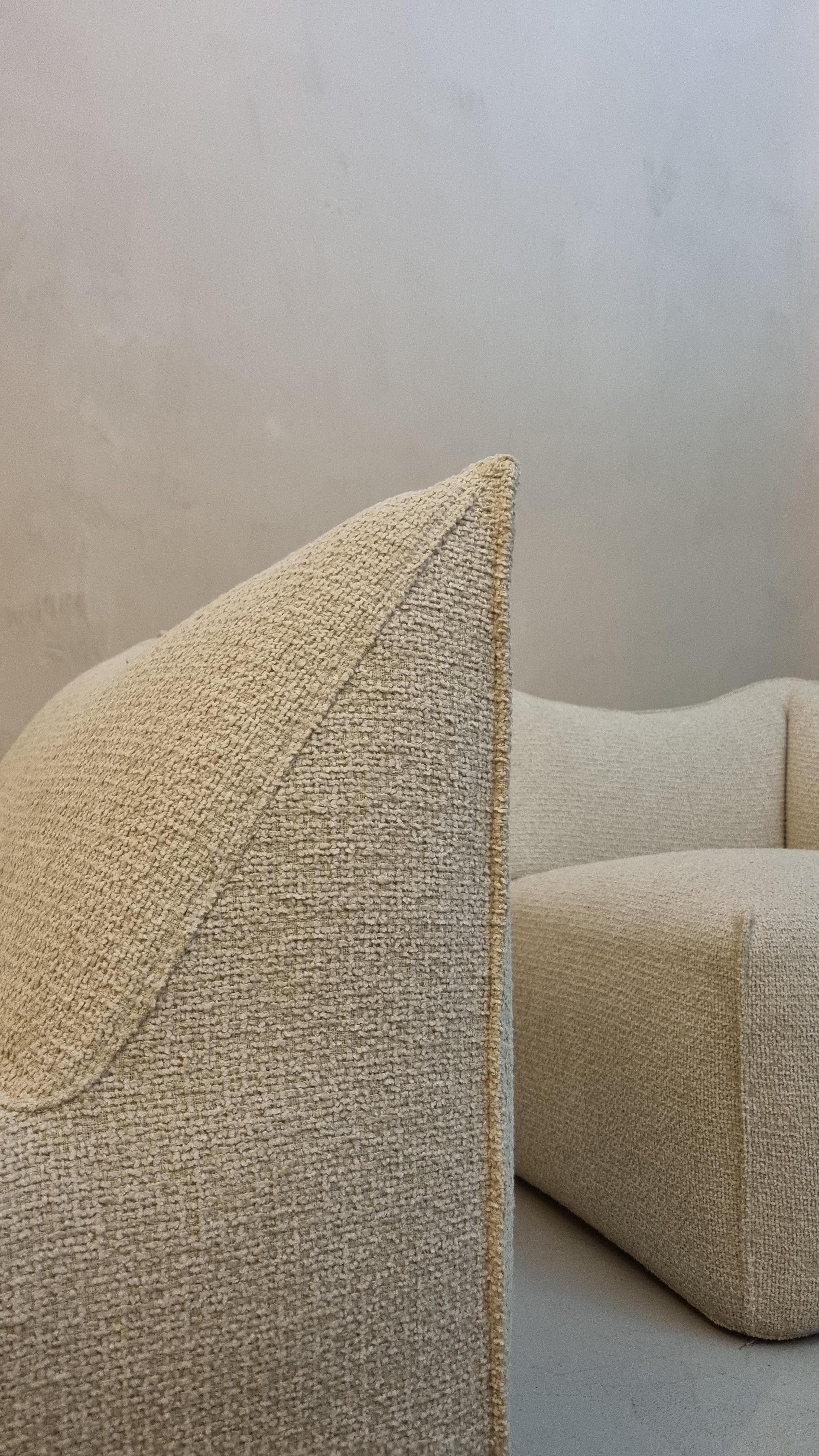 Late 20th Century Le Bambole by Mario Bellini for B&b Italia 1972 For Sale
