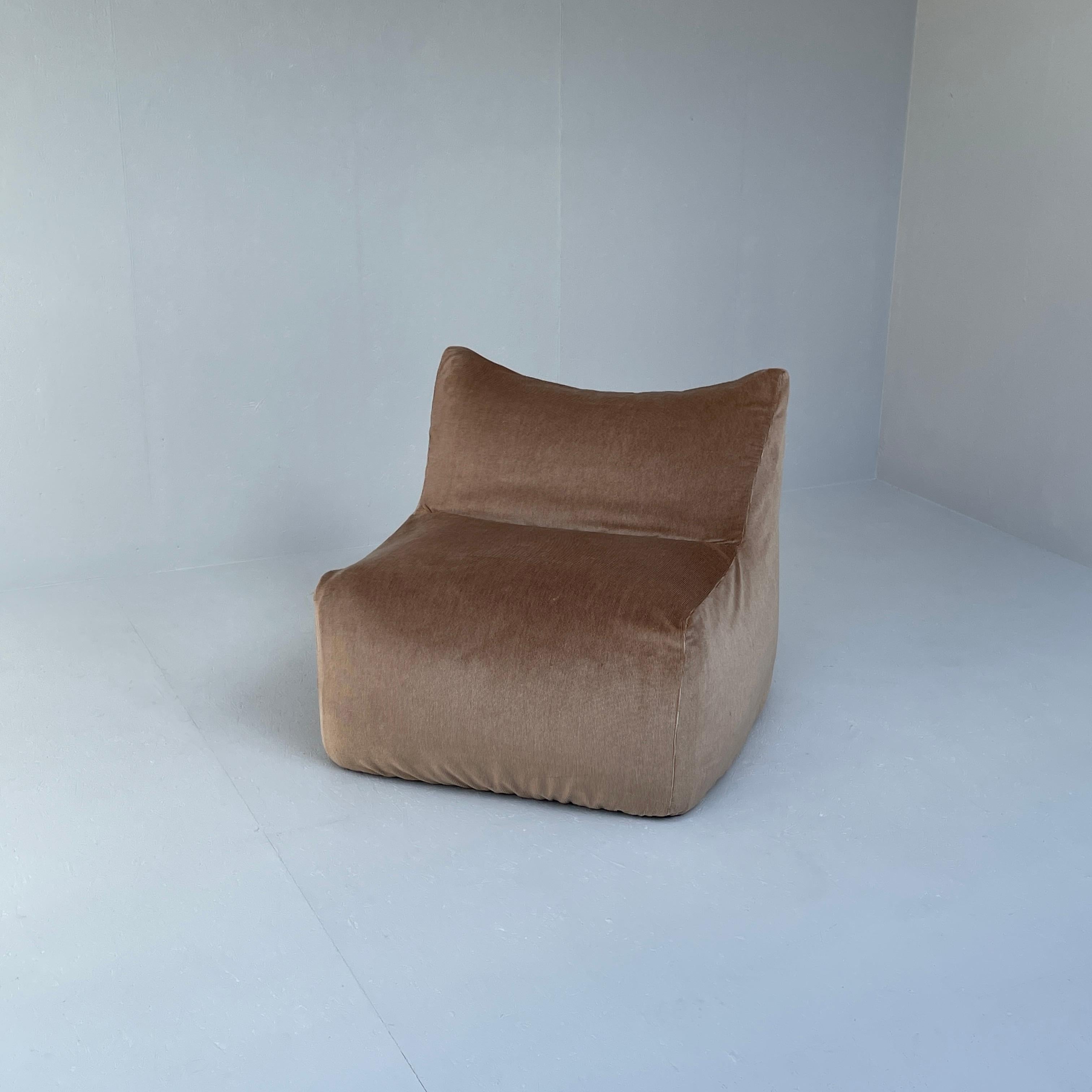 Le Bambole Chair by Mario Bellini for B&B Italia 4
