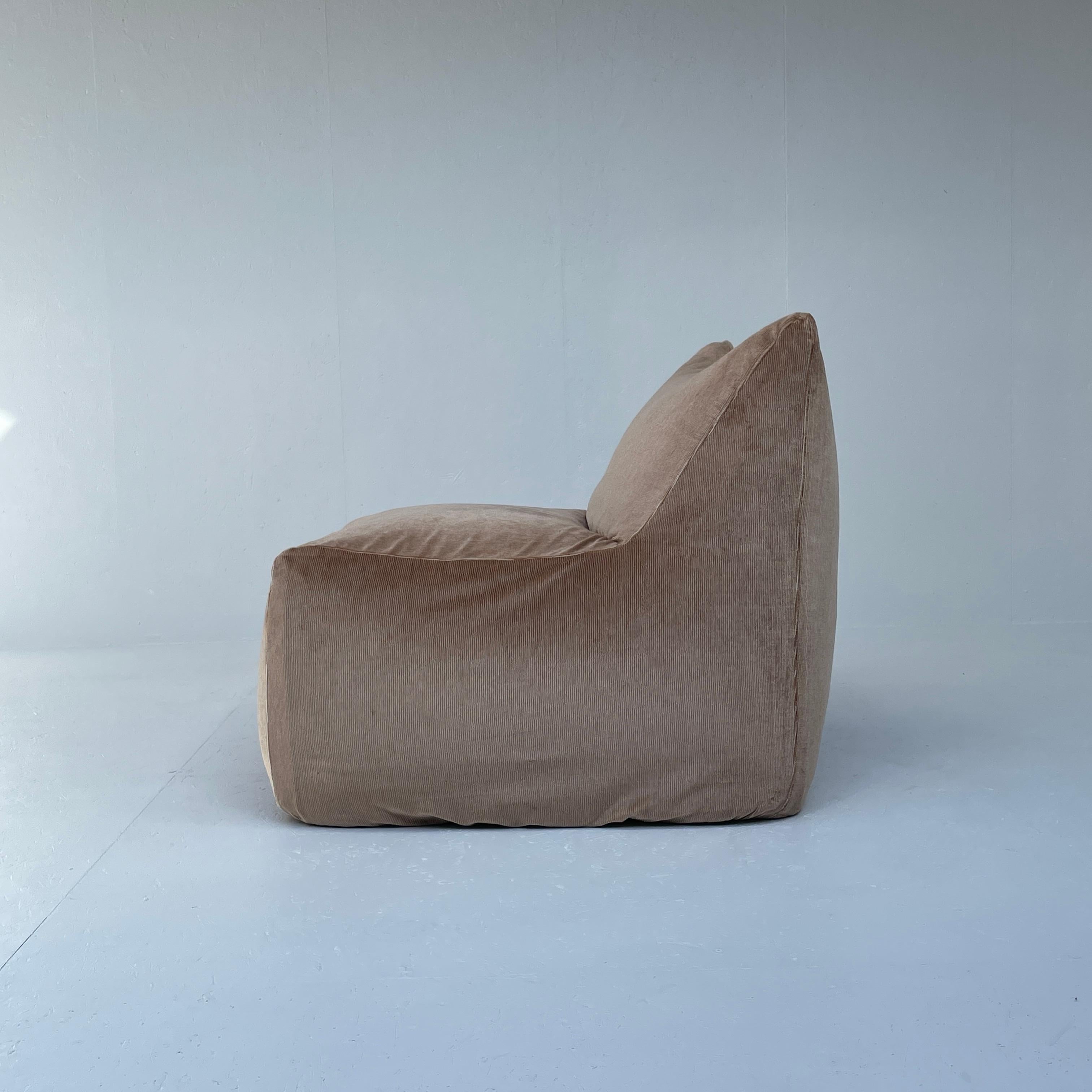 Le Bambole Chair by Mario Bellini for B&B Italia 2