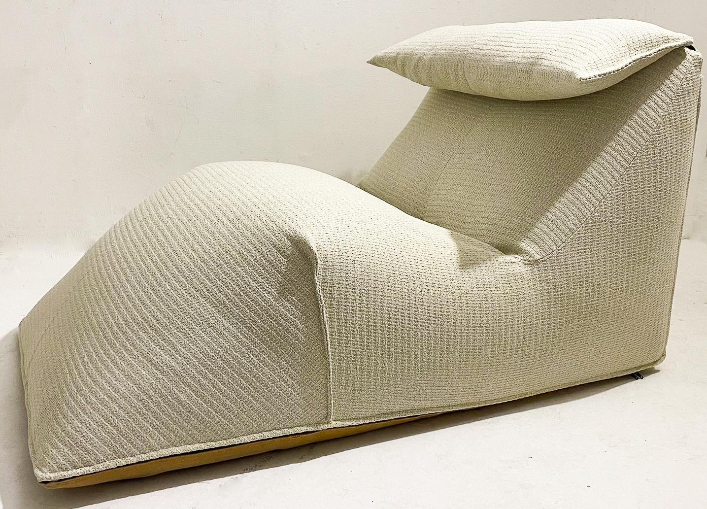 Mid-Century Modern Le Bambole Chaise Longue by Mario Bellini for B&b Italia, 1972 For Sale