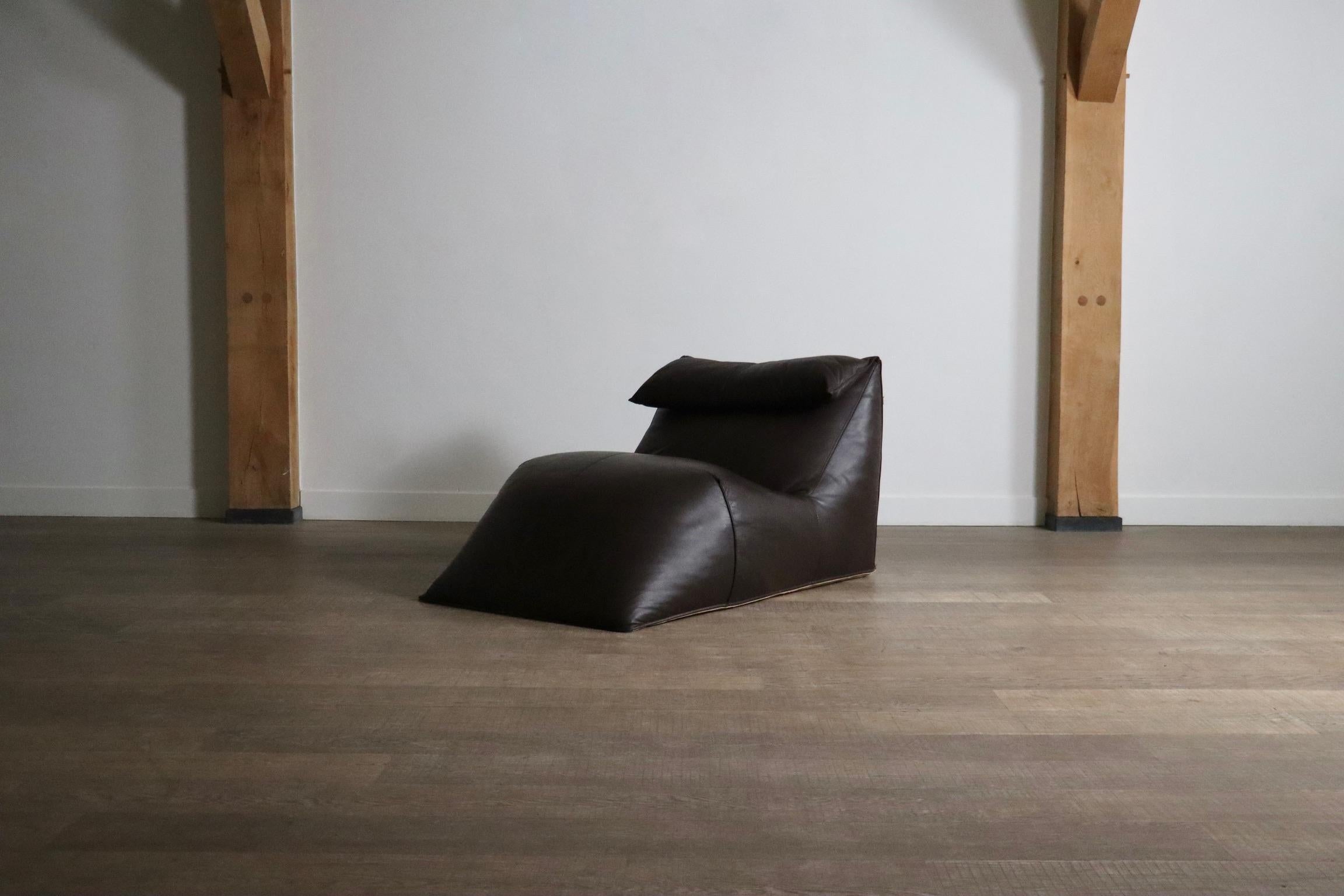 Le bambole chaise longue in braunem Leder Von Mario Bellini für B&B Italia, 1972 (Ende des 20. Jahrhunderts) im Angebot