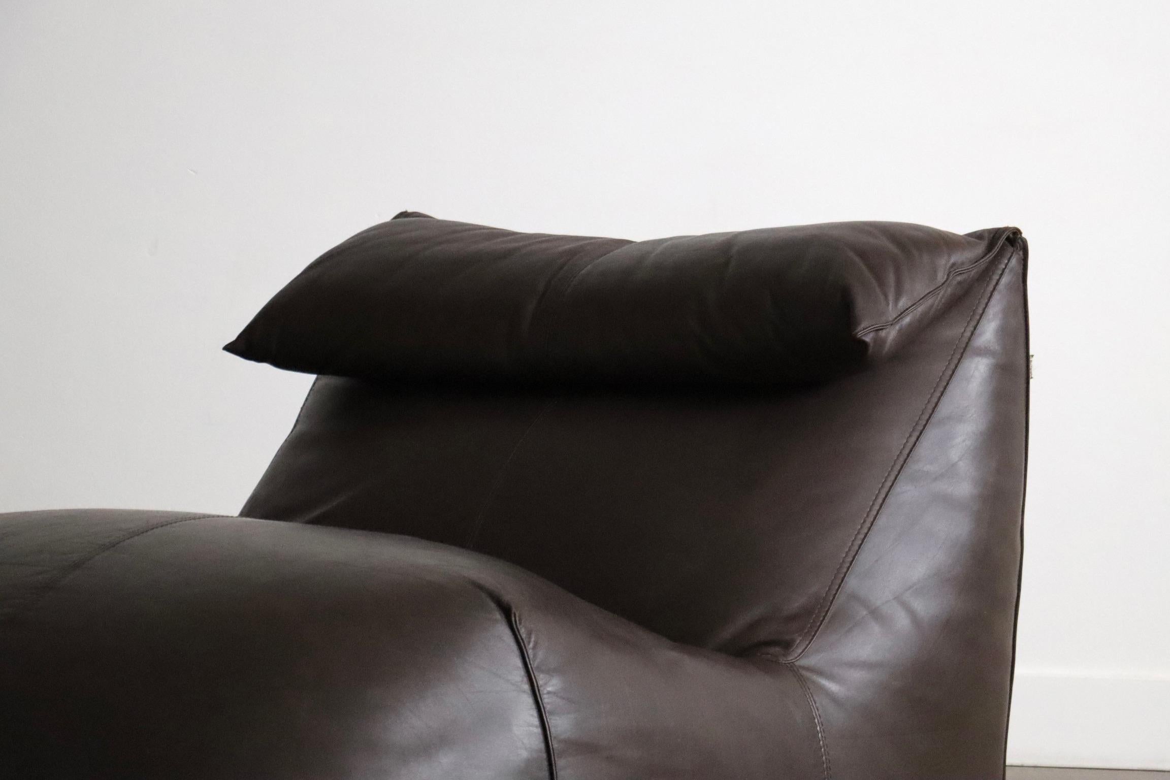 Le bambole chaise longue in braunem Leder Von Mario Bellini für B&B Italia, 1972 im Angebot 1
