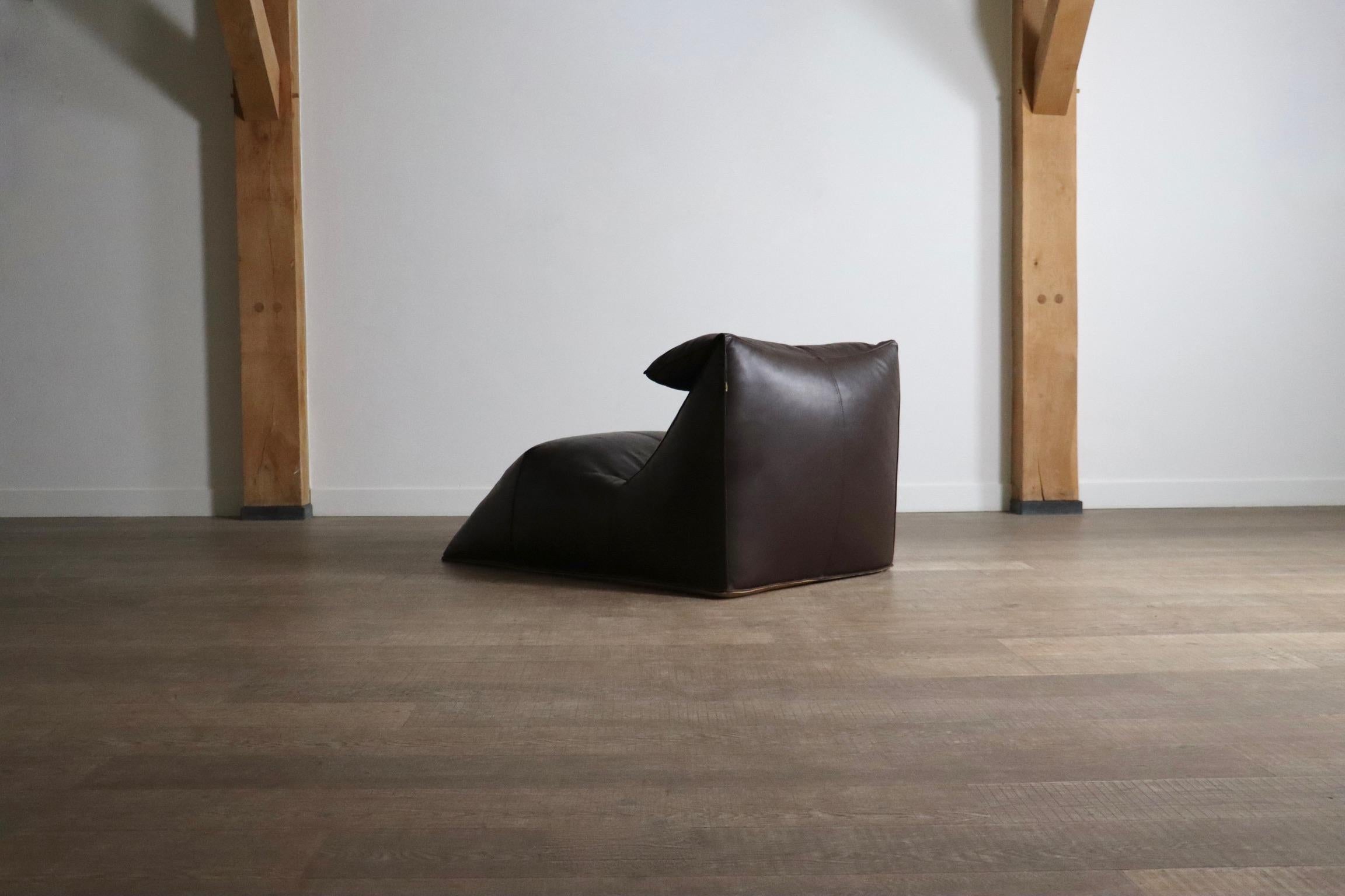 Le bambole chaise longue in braunem Leder Von Mario Bellini für B&B Italia, 1972 im Angebot 3