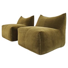 "Le Bambole" by Mario Bellini B&B ani 70s 2 green velvet seats