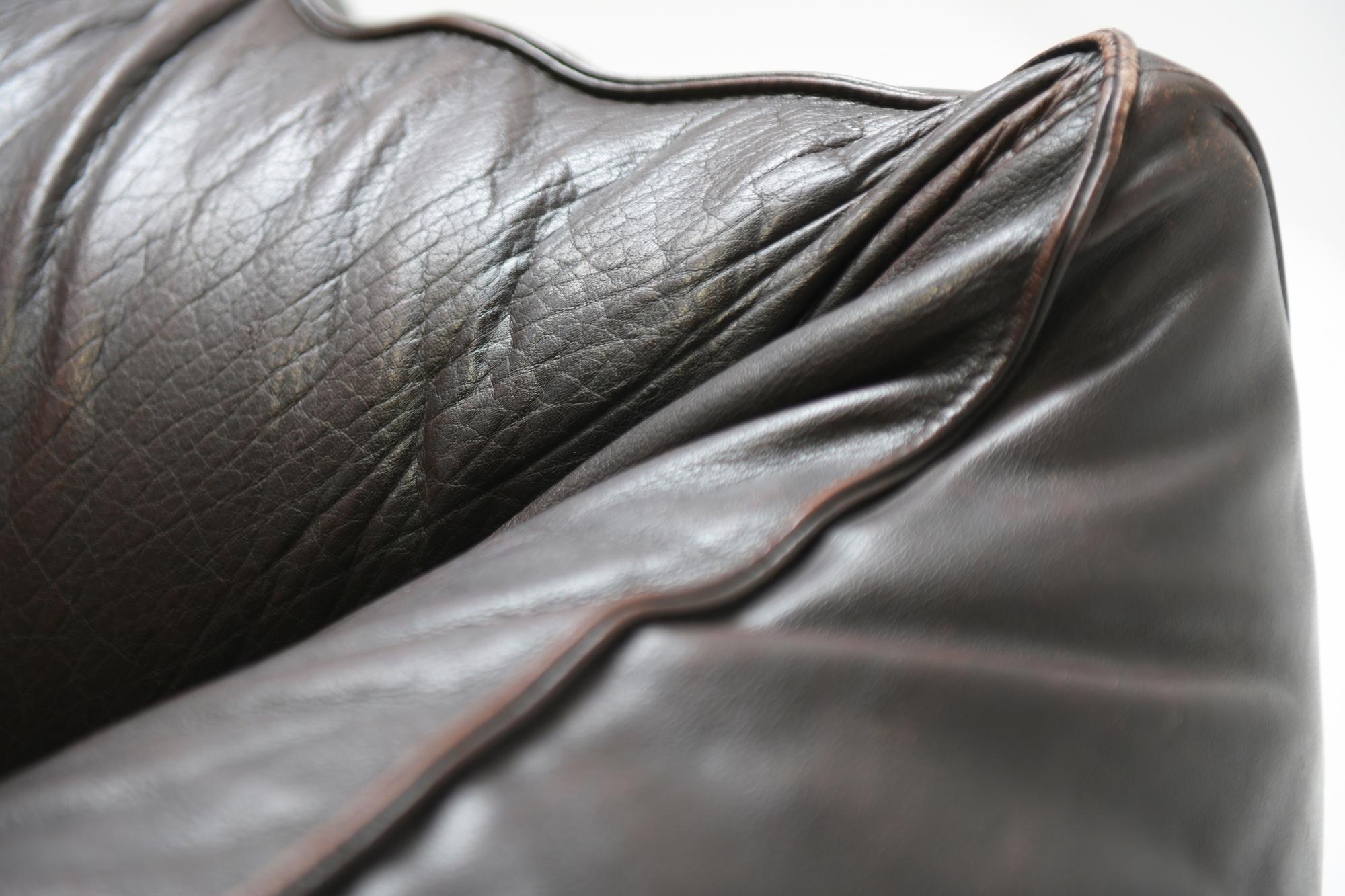 Italian Le Bambole in Original Dark Brown Leather by Mario Bellini for B&B Italia