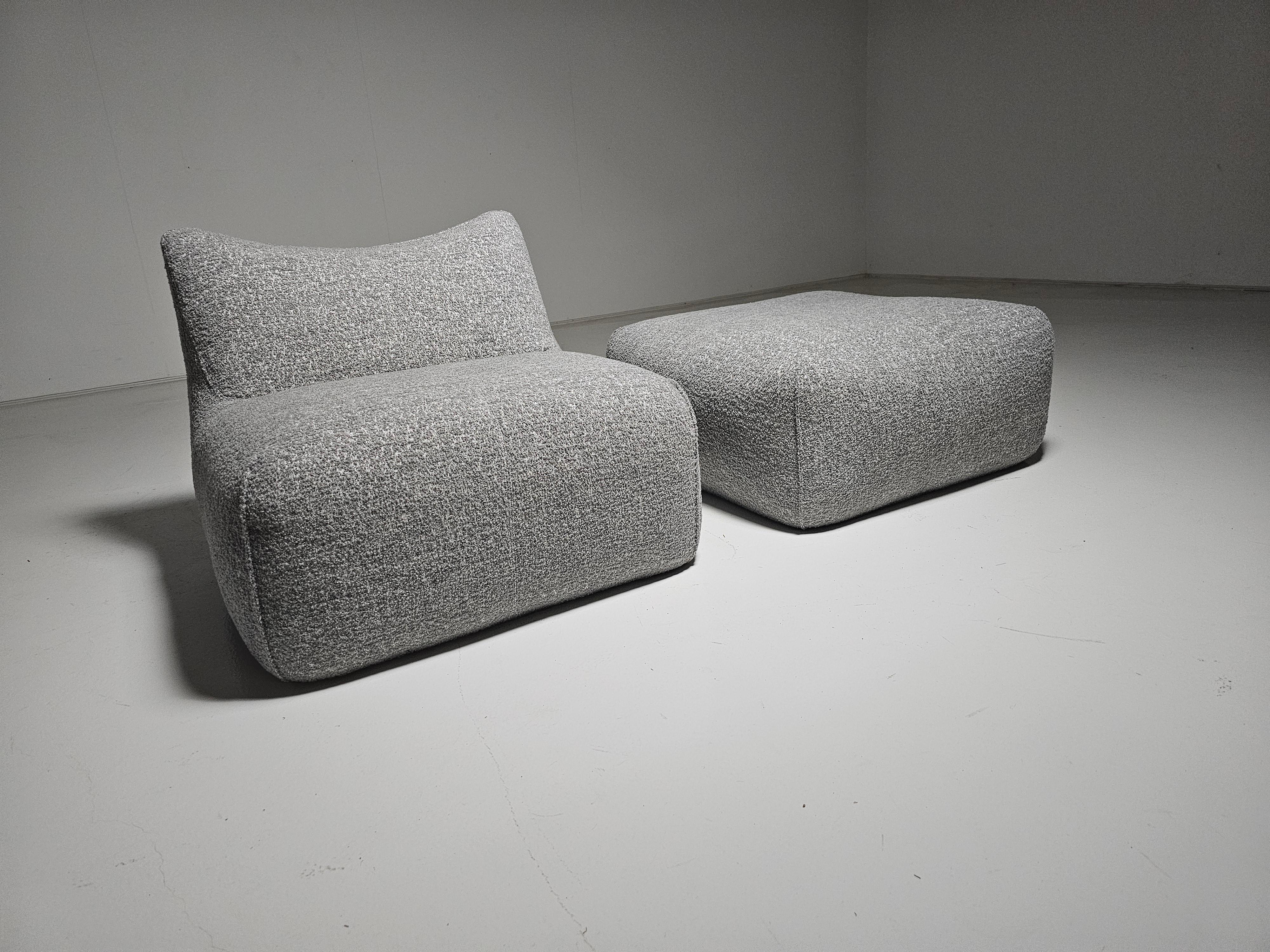 Mid-Century Modern Le Bambole Lounge Chair with Ottoman by Mario Bellini for B&B Italia, 1970s
