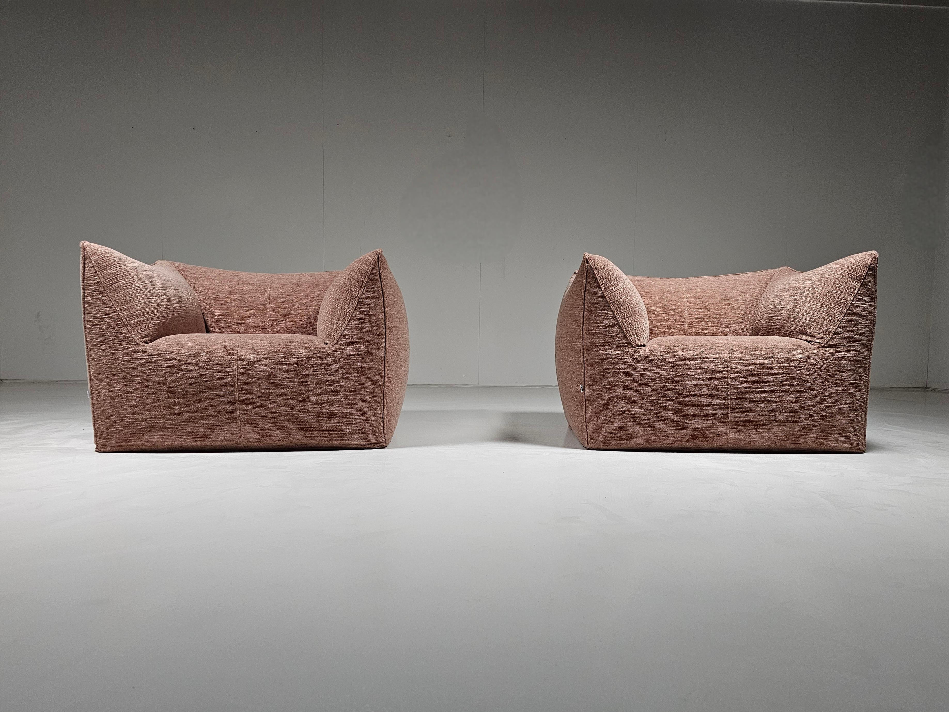 Mid-Century Modern Le Bambole Lounge Chairs in pink chenille by Mario Bellini for C&B Italia, 1970s For Sale