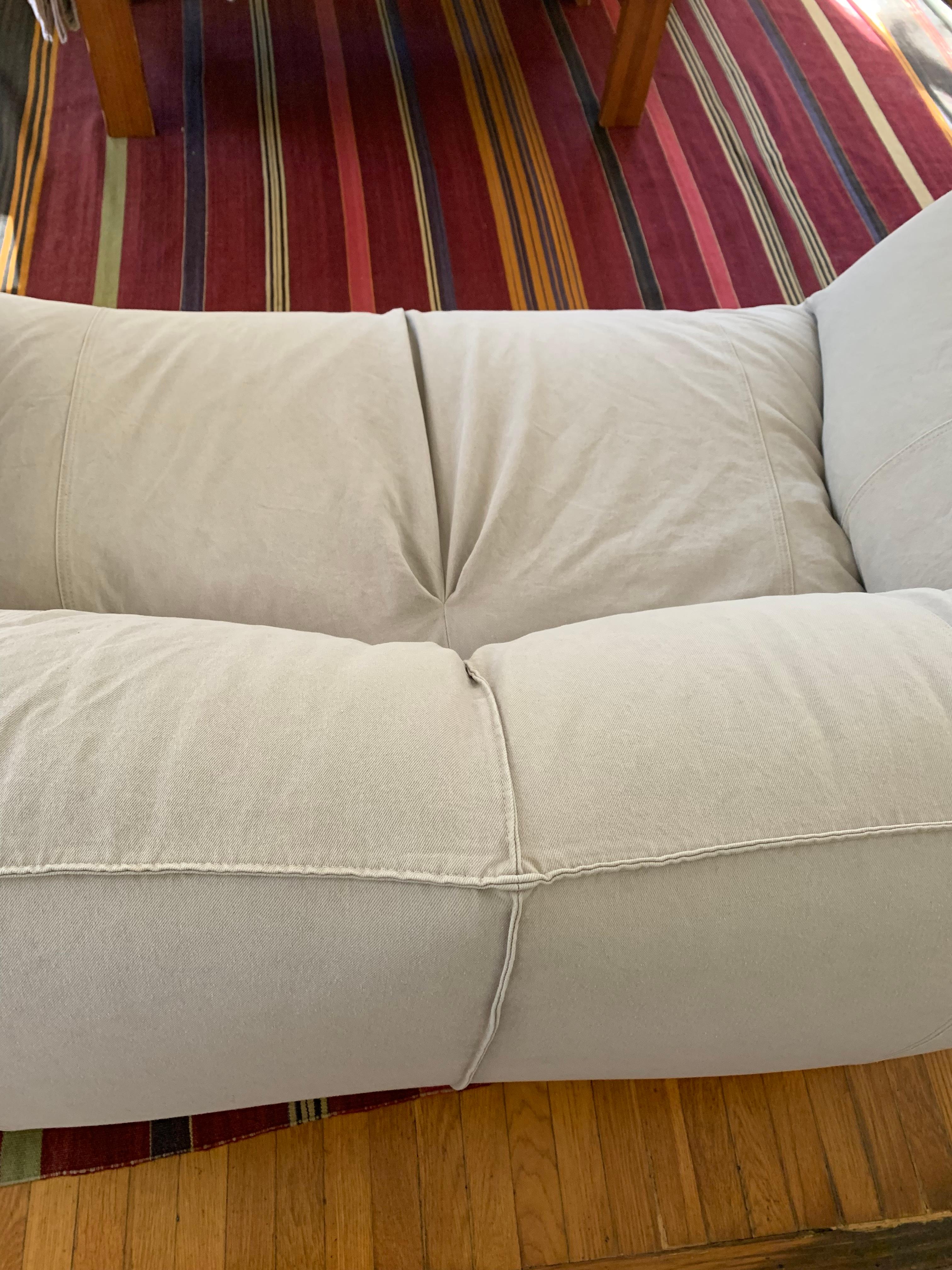 Le Bambole Loveseat (LBA2) by Mario Bellini en venta 4