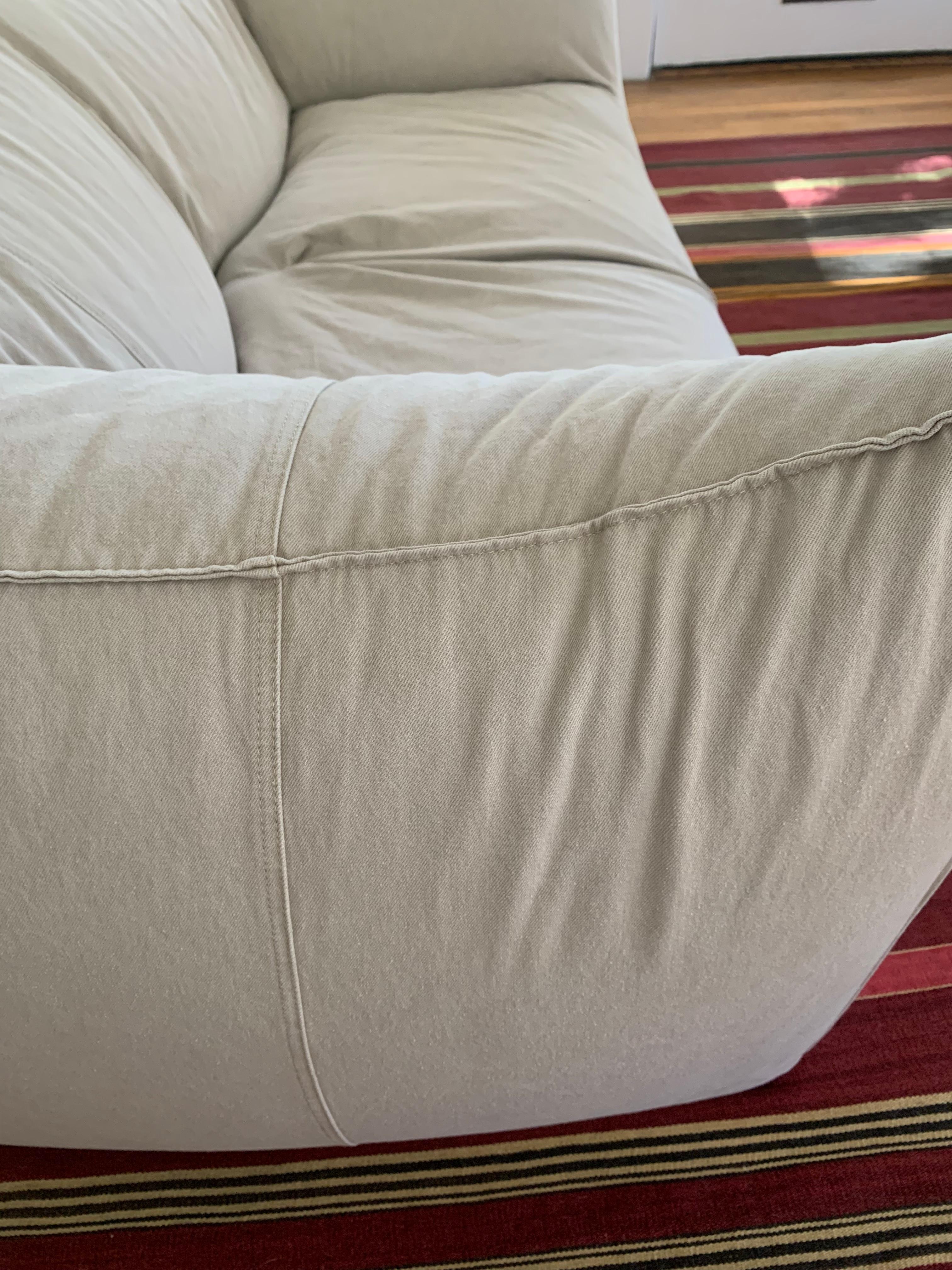 Le Bambole Loveseat (LBA2) by Mario Bellini en venta 7