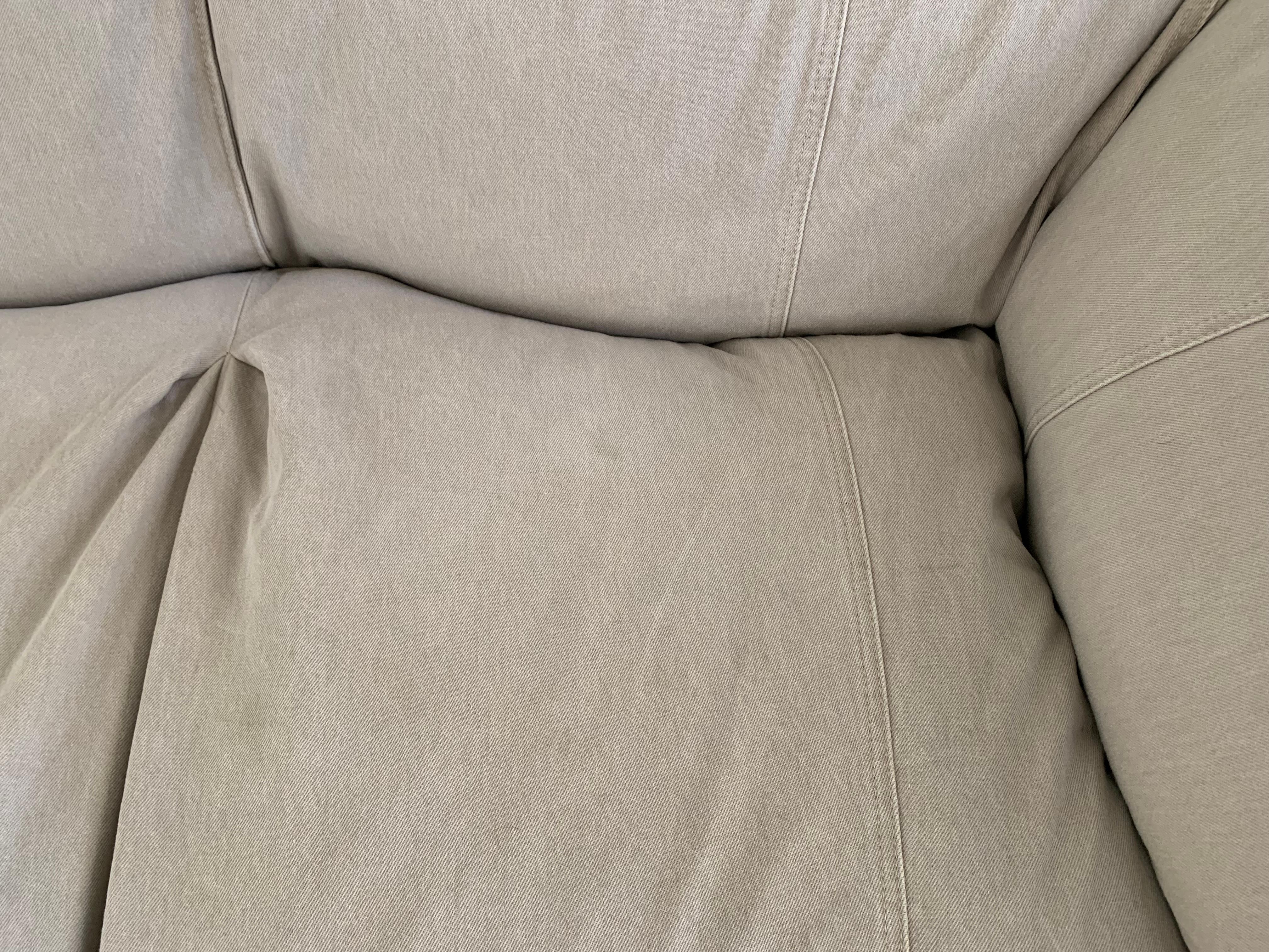 Le Bambole Loveseat (LBA2) by Mario Bellini Siglo XXI y contemporáneo en venta