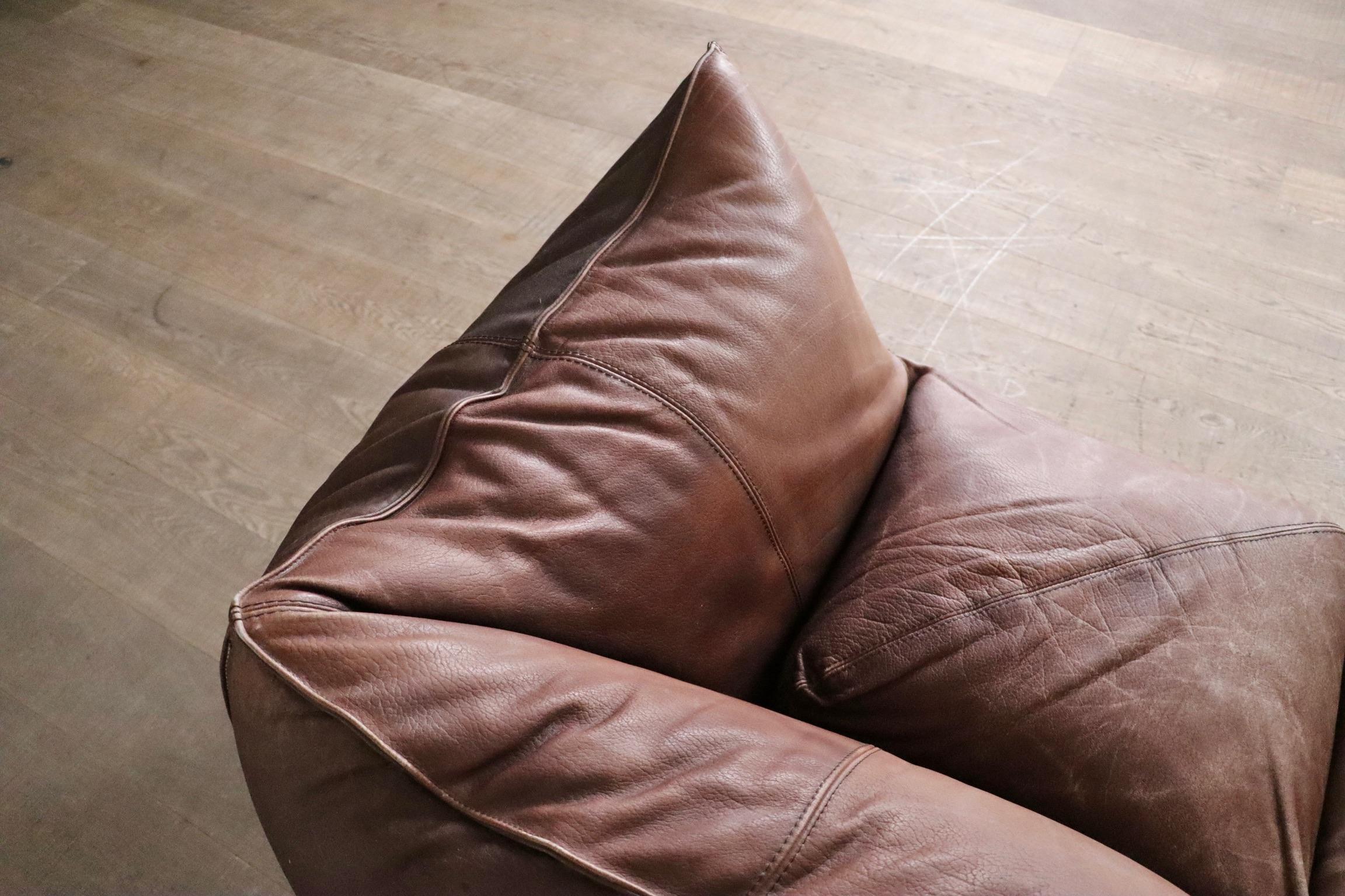 Late 20th Century Le Bambole Modular Sofa In Light Brown Buffalo Leather, Mario Bellini B&B Italia For Sale