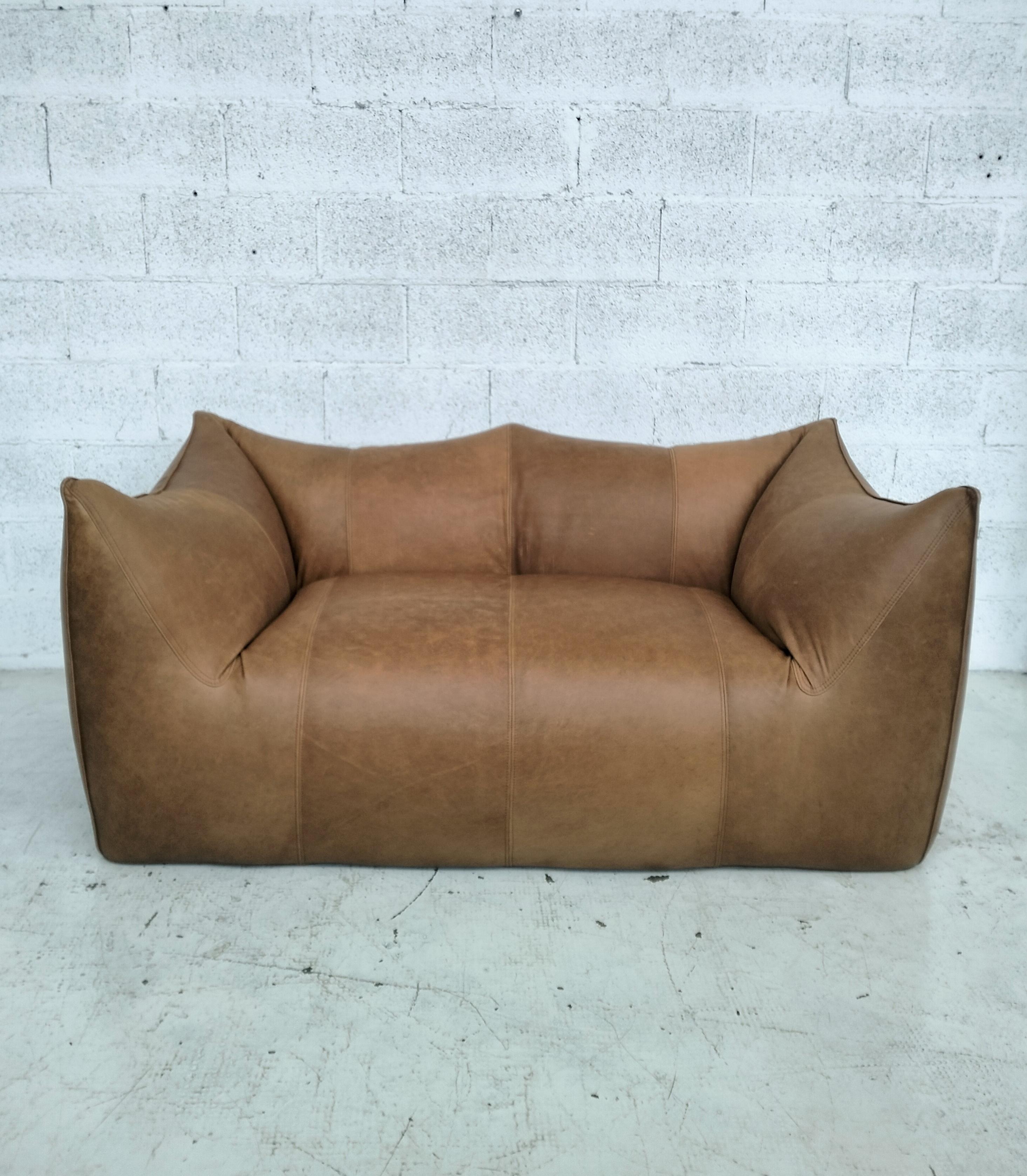 Le Bambole natural leather sofa by Mario Bellini for B&B Italia  70s For Sale 5