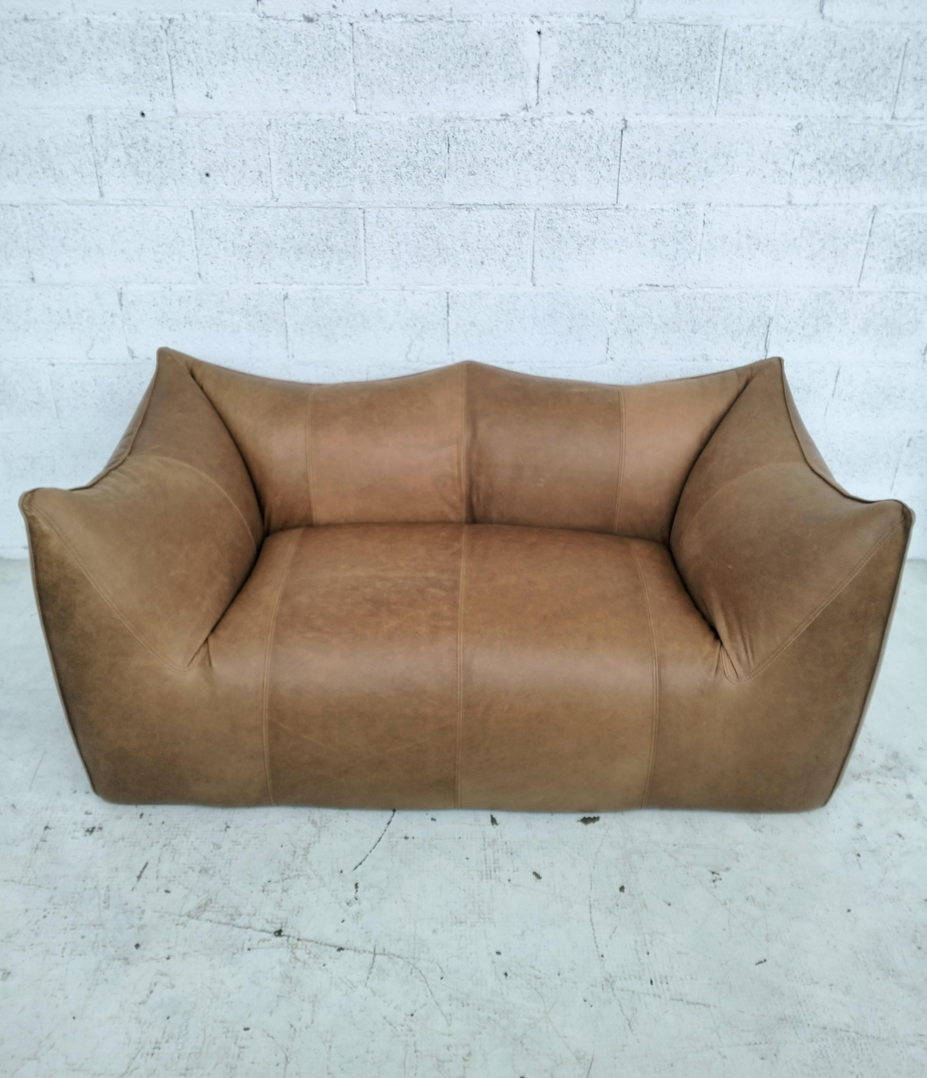 Late 20th Century Le Bambole natural leather sofa by Mario Bellini for B&B Italia  70s For Sale