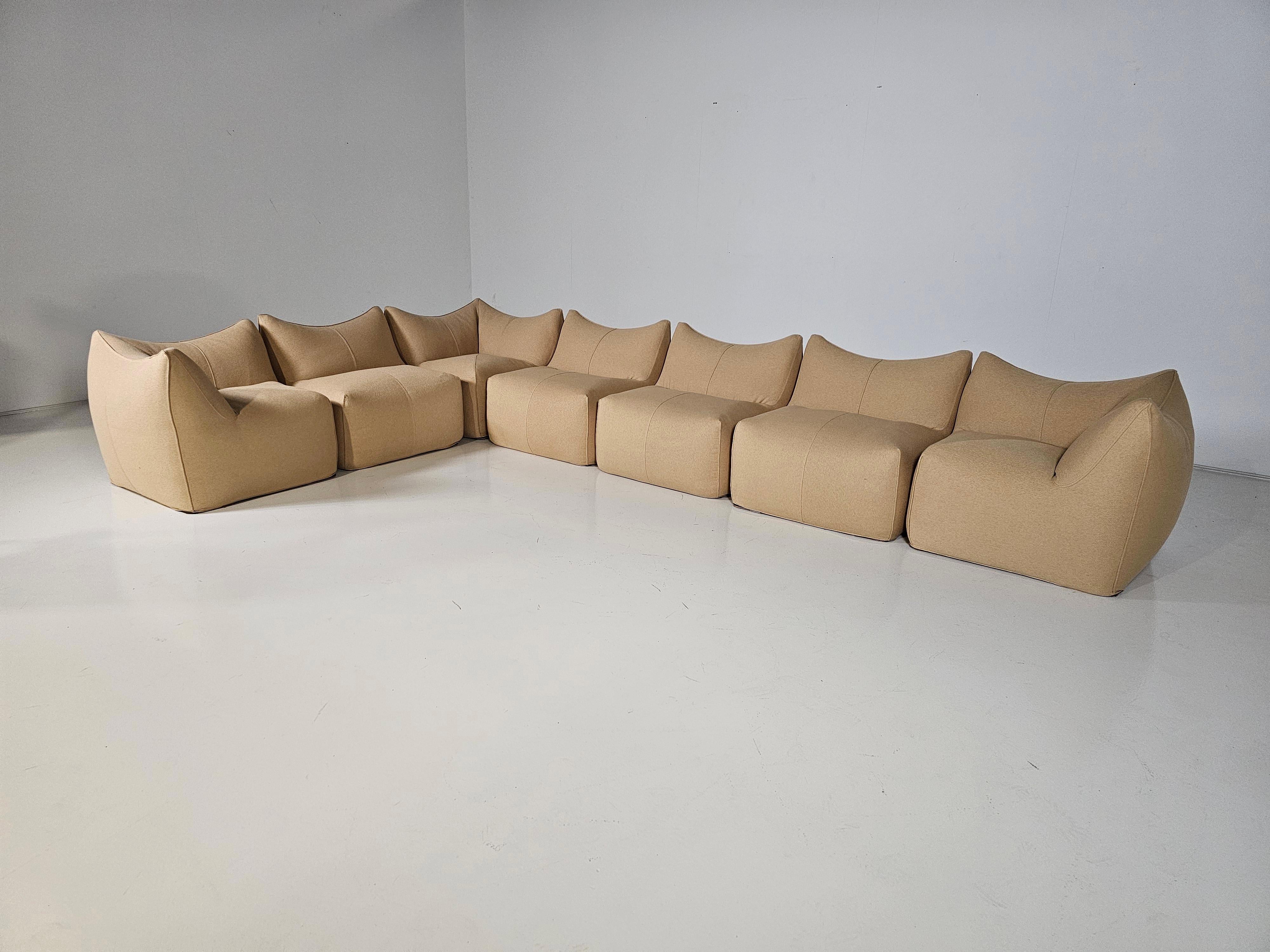Le Bambole sectional 7-seater sofa by Mario Bellini for B&B Italia, 1970s. The Bambole is an iconic piece of Italian design. It was awarded the 1979 'Compasso d'Oro' award. An example of Le Bambole is included in MoMA's permanent collection. It's