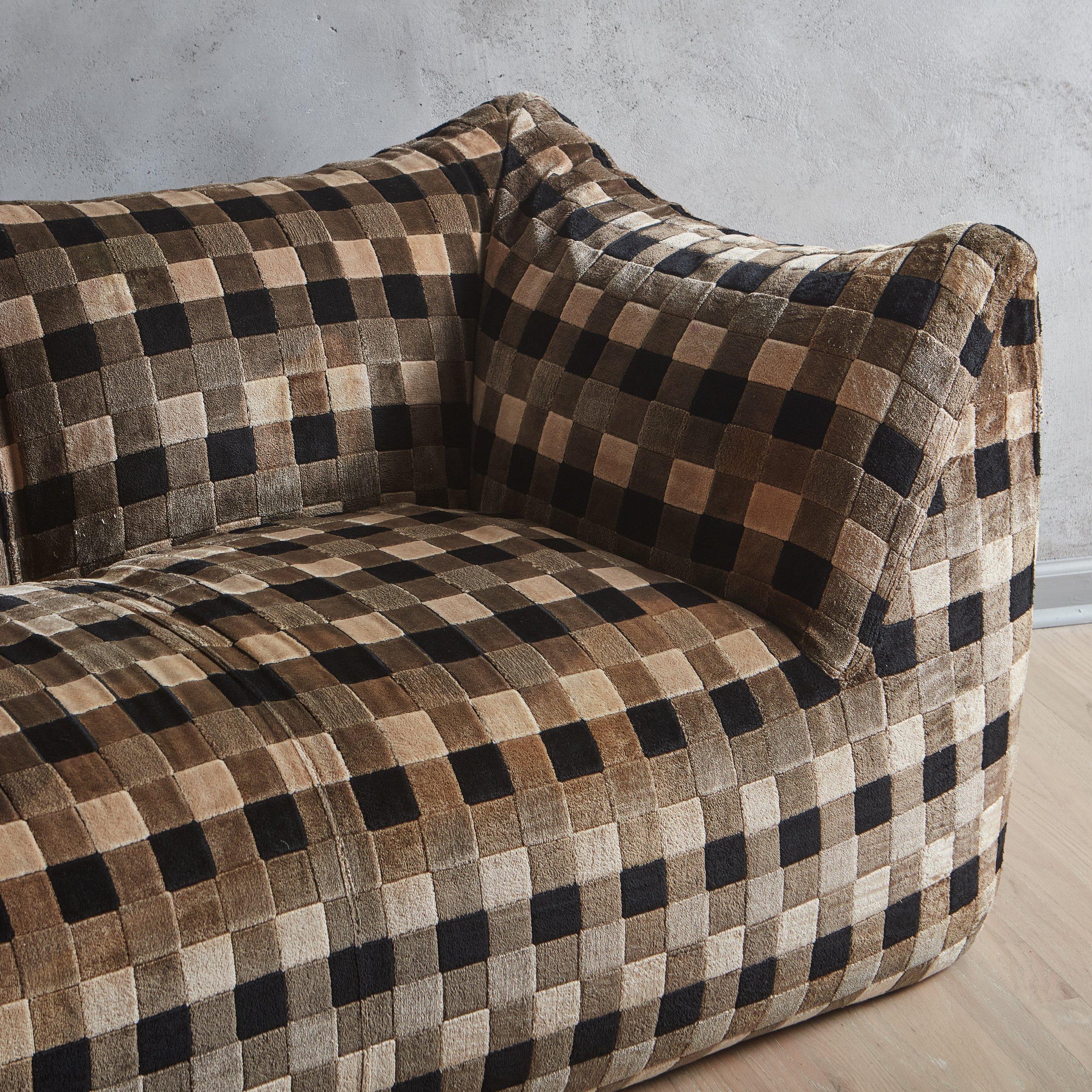 Late 20th Century Le Bambole Sofa in Original Checkered Velvet by Mario Bellini for B&B Italia For Sale