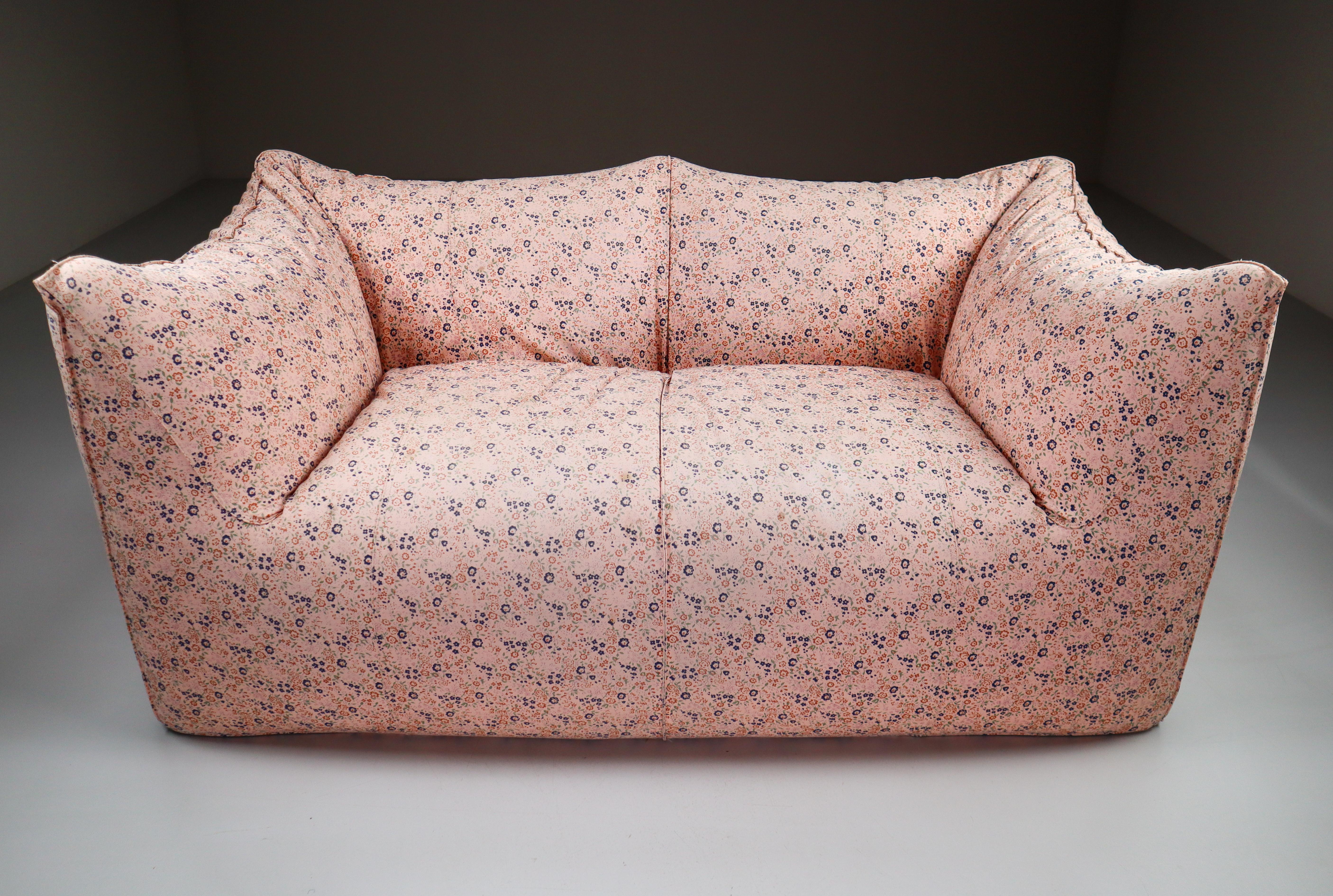 Italian Le Bambole Sofa in Original Floral Fabric by Mario Bellini for B&B Italia, 1972