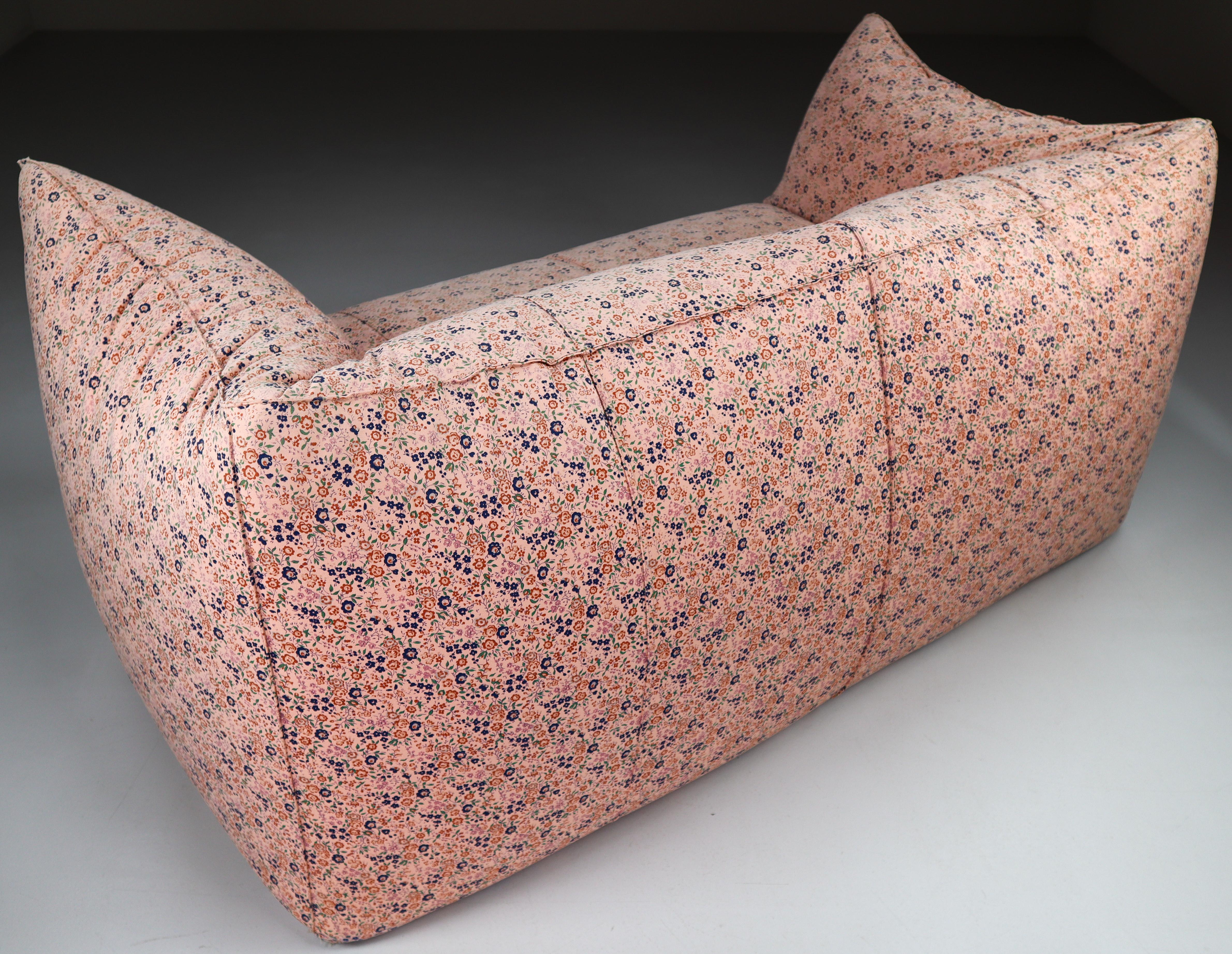 Late 20th Century Le Bambole Sofa in Original Floral Fabric by Mario Bellini for B&B Italia, 1972