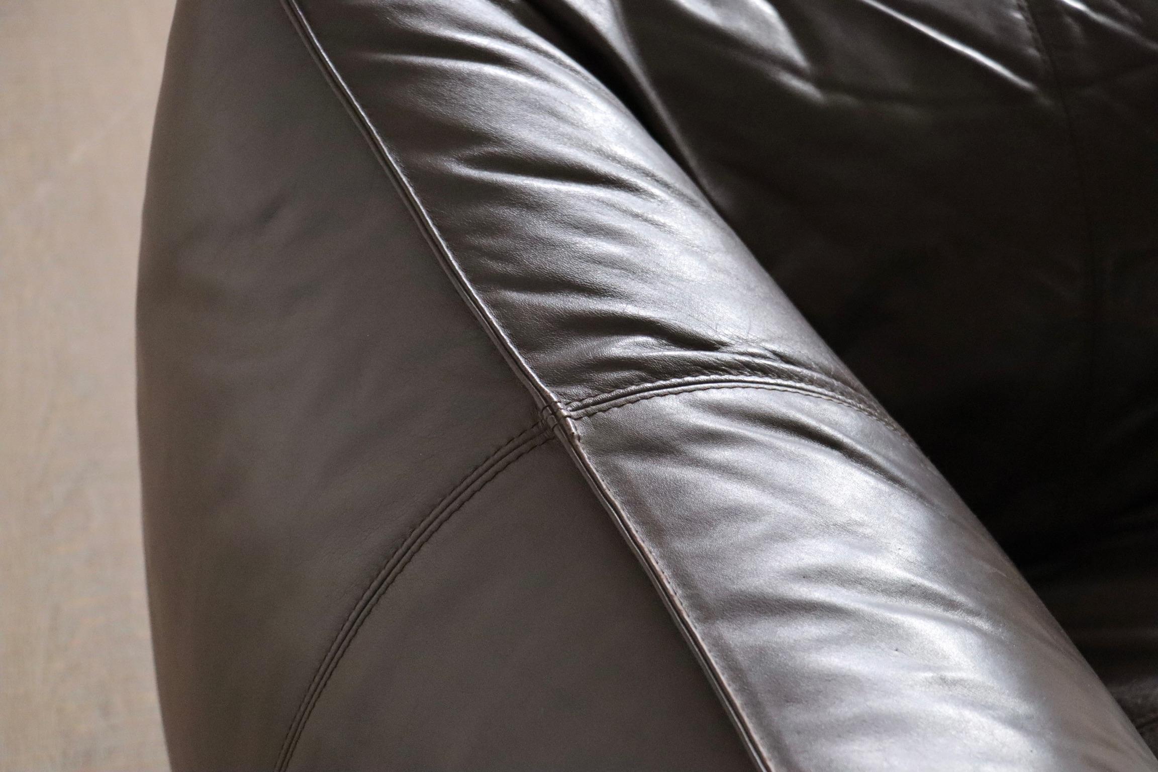 Le Bambole Sofa in Original-Leder von Mario Bellini für B&B Italia, 1970er Jahre im Angebot 1