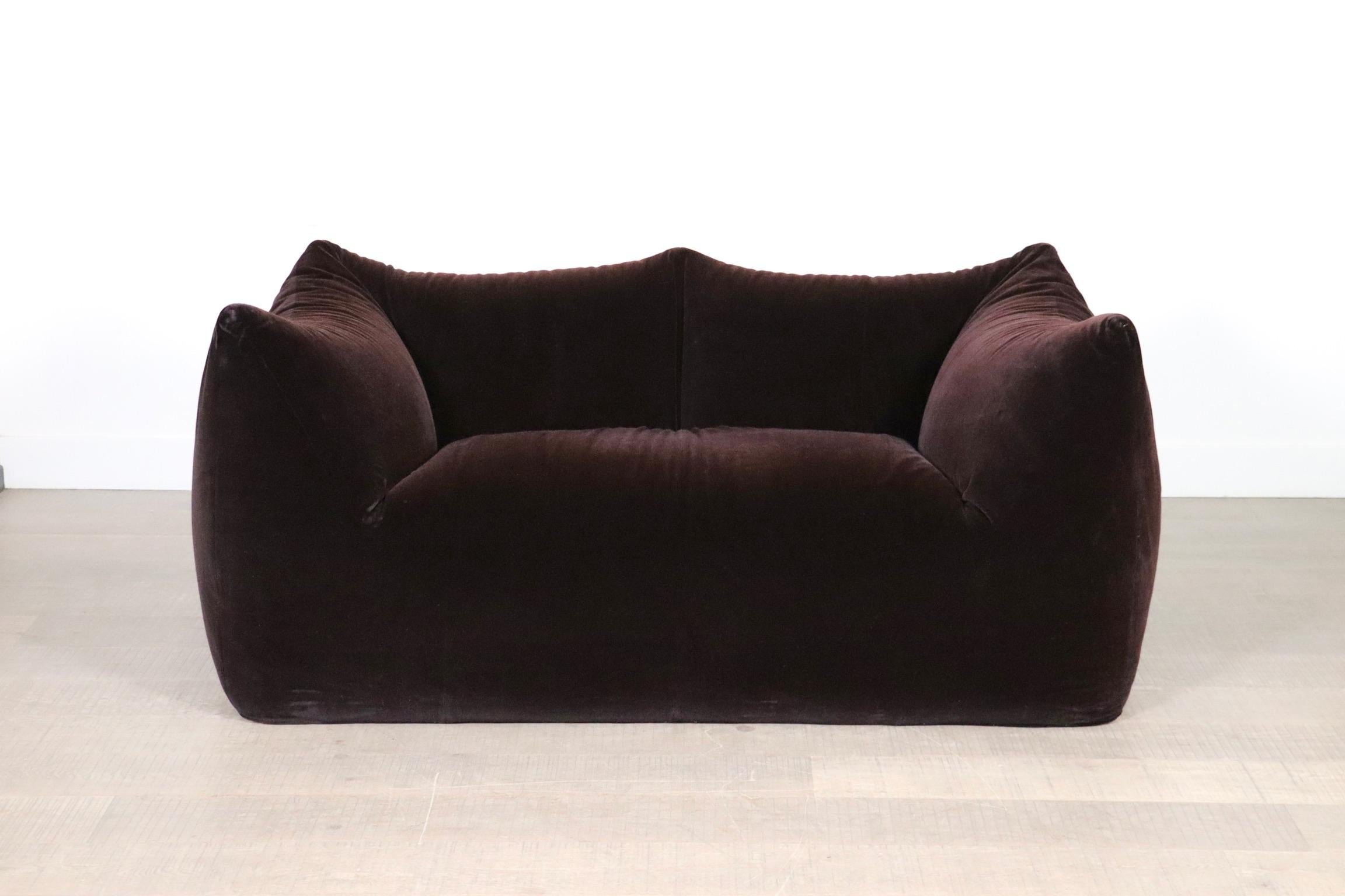 Le Bambole Sofa In Original Mohair Velvet By Mario Bellini For B&B Italia, 1970s 9
