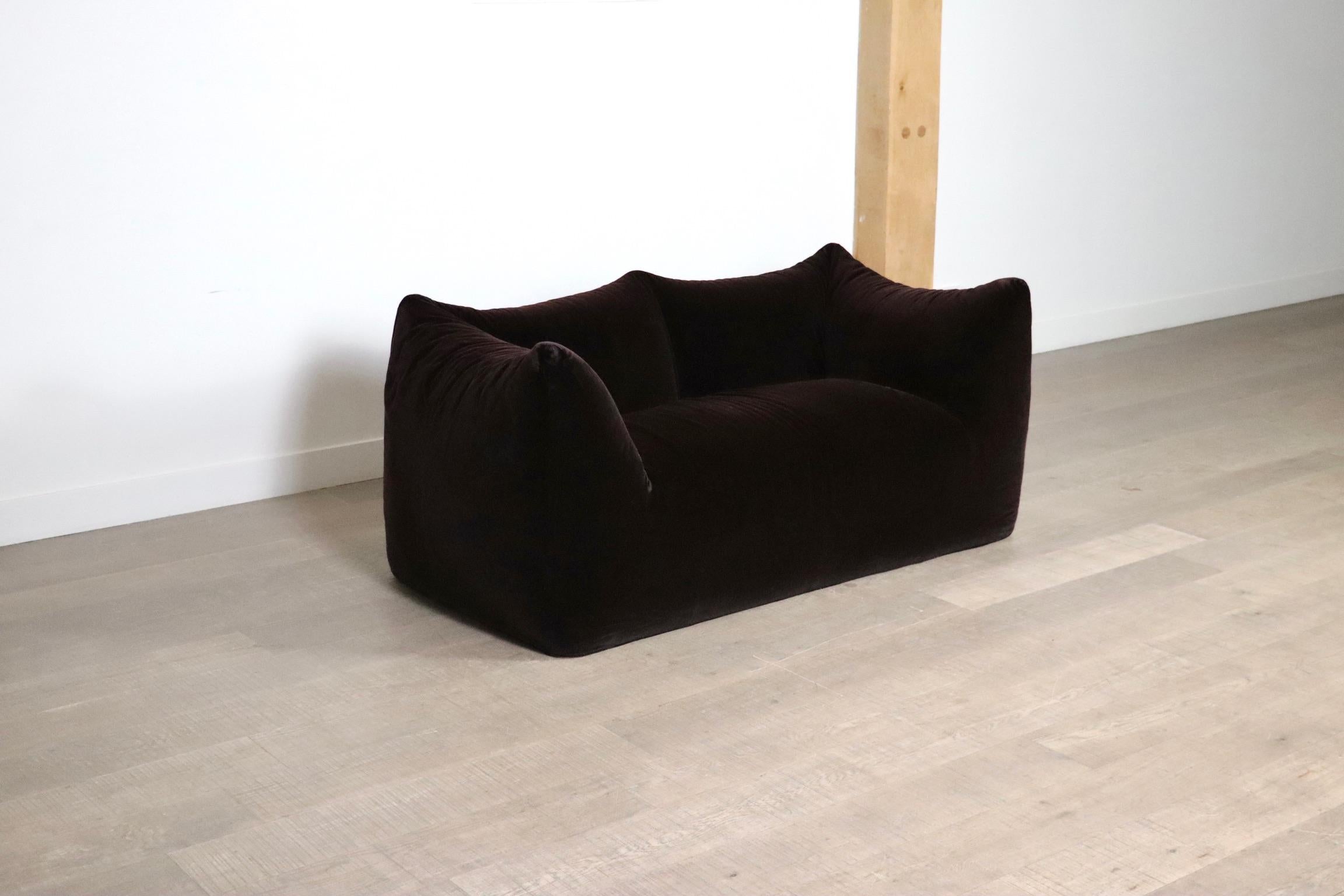 Le Bambole Sofa In Original Mohair Velvet By Mario Bellini For B&B Italia, 1970s 11