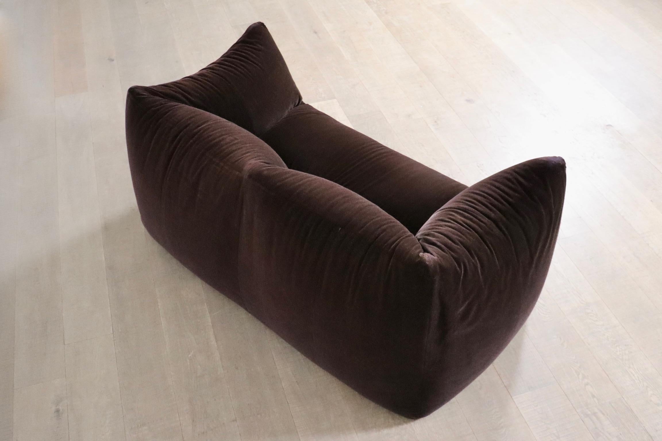 Le Bambole Sofa In Original Mohair Velvet By Mario Bellini For B&B Italia, 1970s In Good Condition In ABCOUDE, UT