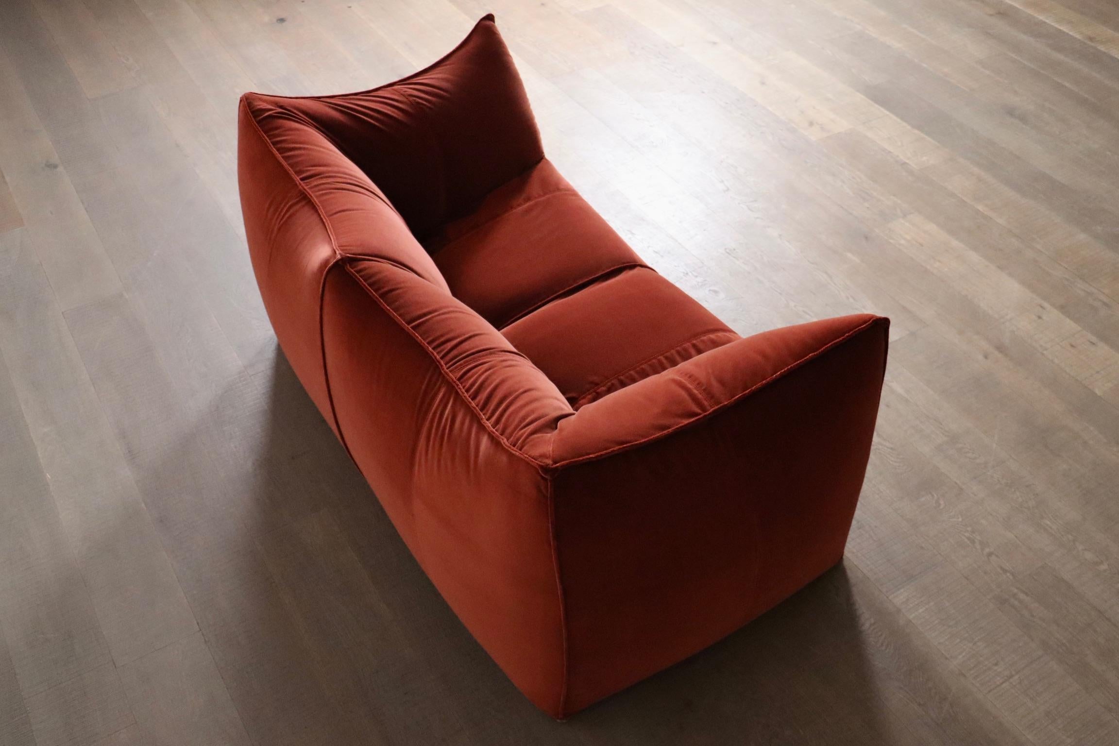 Le Bambole Sofa aus Samt von Mario Bellini für B&B Italia, 1970er Jahre im Angebot 1