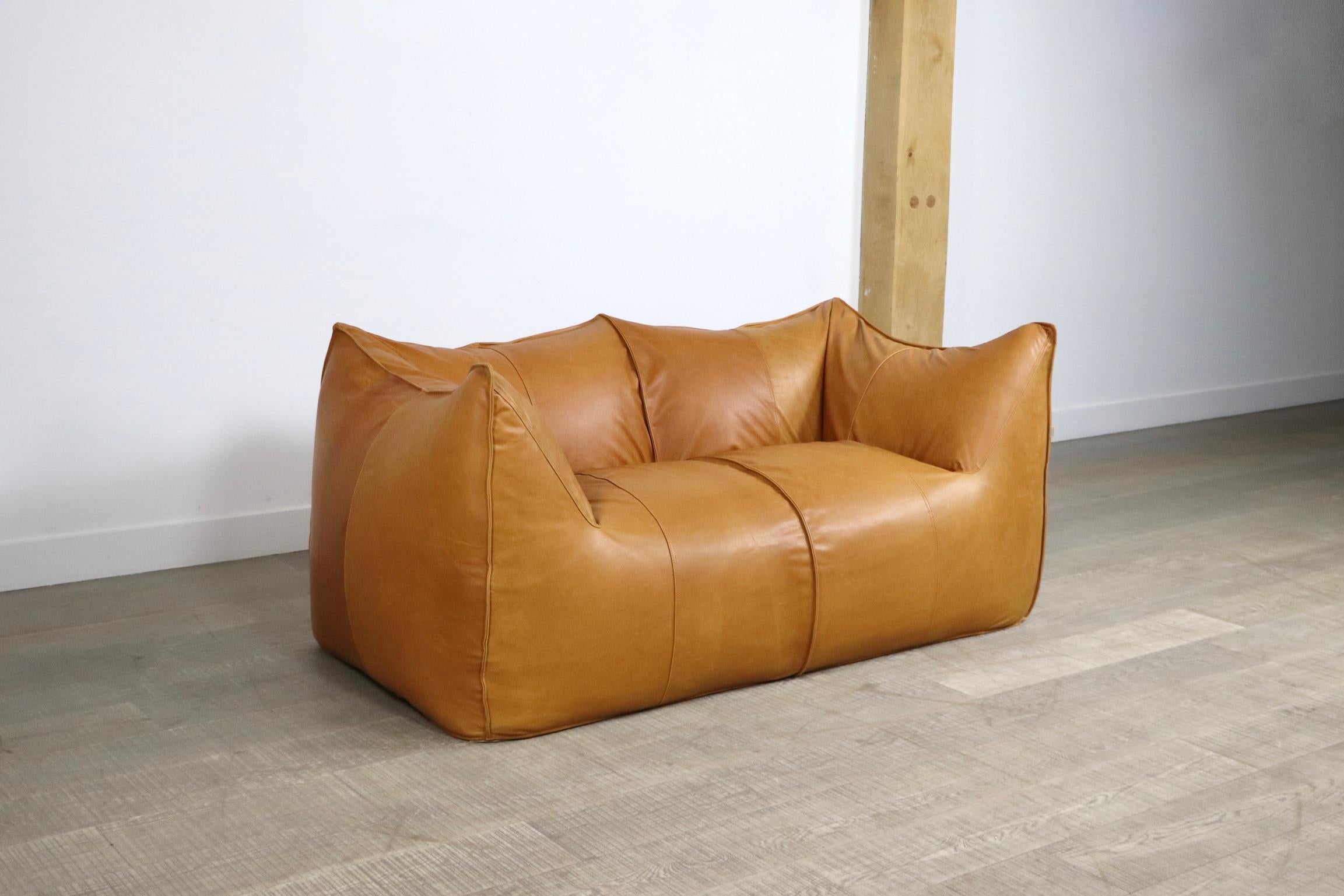 Le Bambole Two-Seater Sofa in Cognac Leather by Mario Bellini, B&B Italia, 1970s In Excellent Condition In ABCOUDE, UT