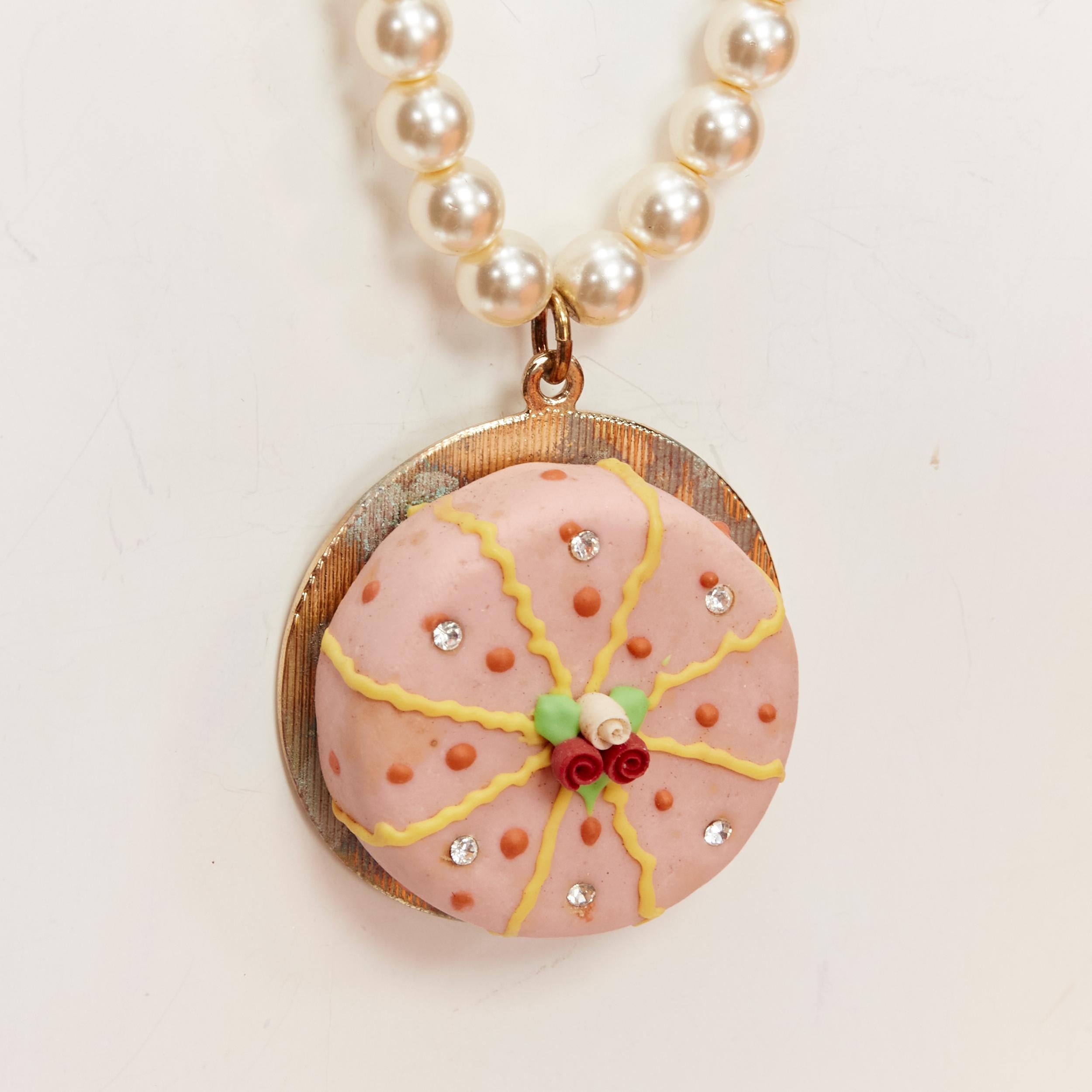 LE BIJOUX DE SOPHIE Hello Kitty pearl cake bow necklace For Sale 1