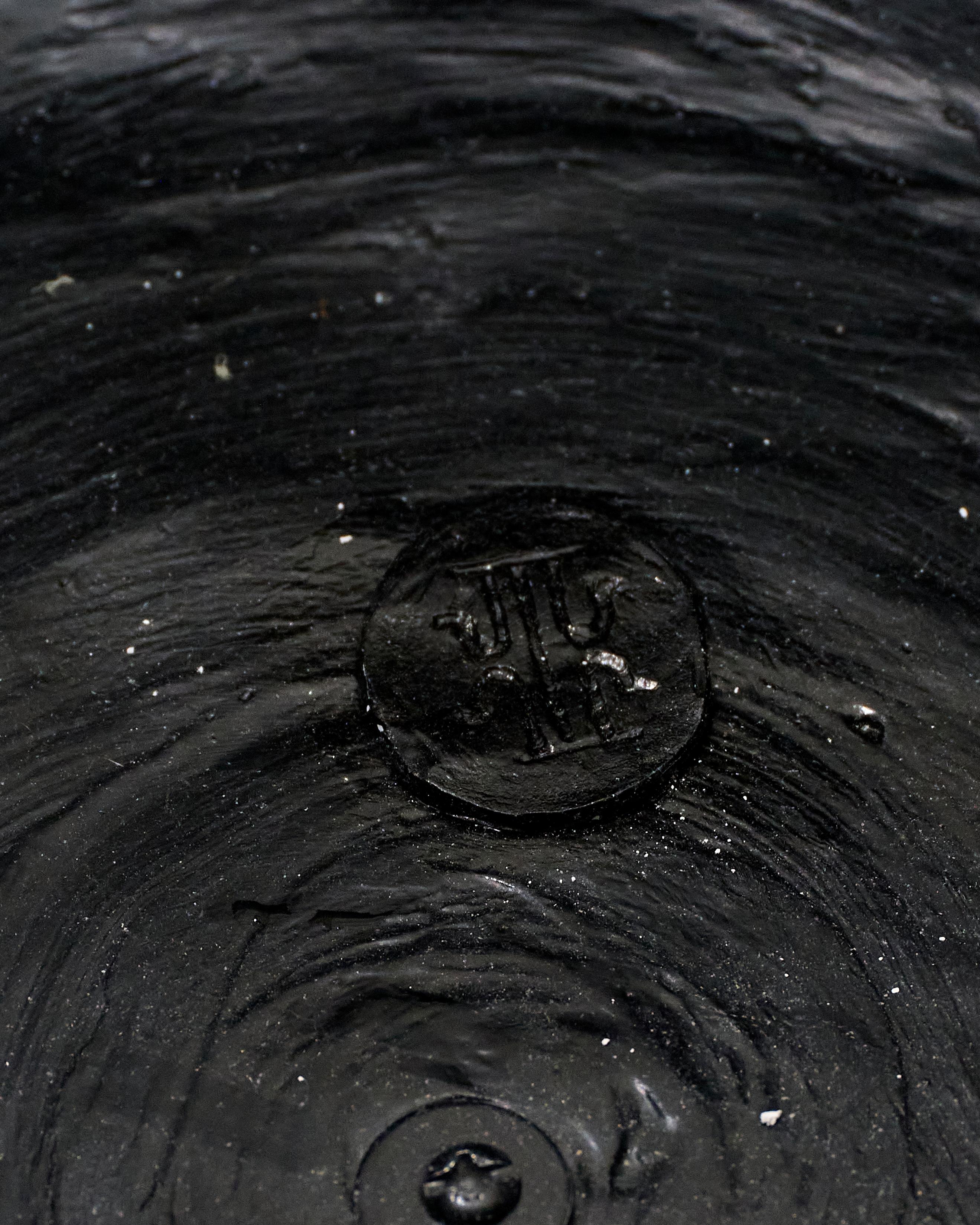 Metallo Lampada a sospensione a forma di ciotola Le Brasero in vendita