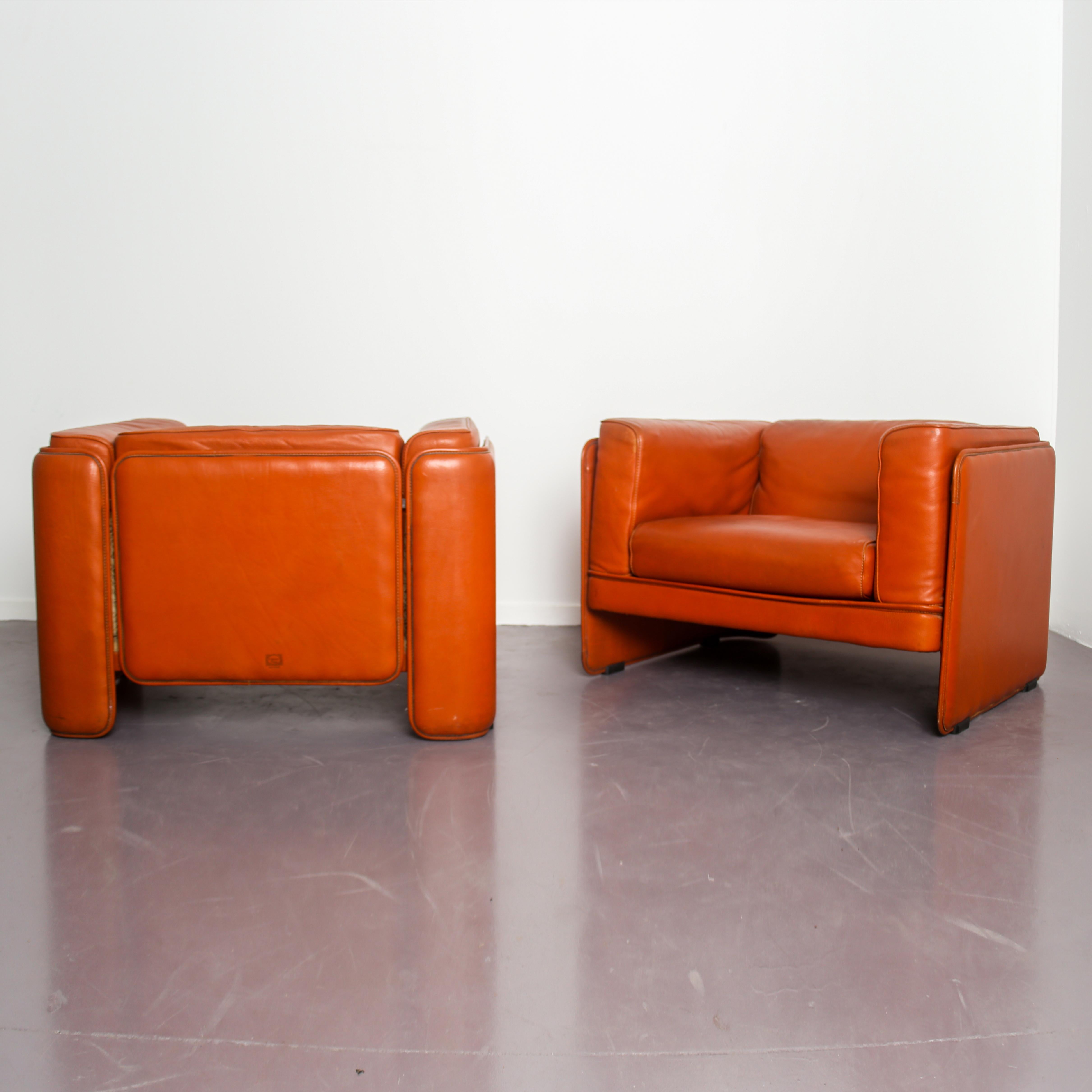 Late 20th Century Mid Century Modern Italian Leather Armchairs by T. Agnoli  Poltrona Frau, 1980