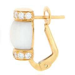 Le Carrousel Lobe Earrings Howlite and Diamonds