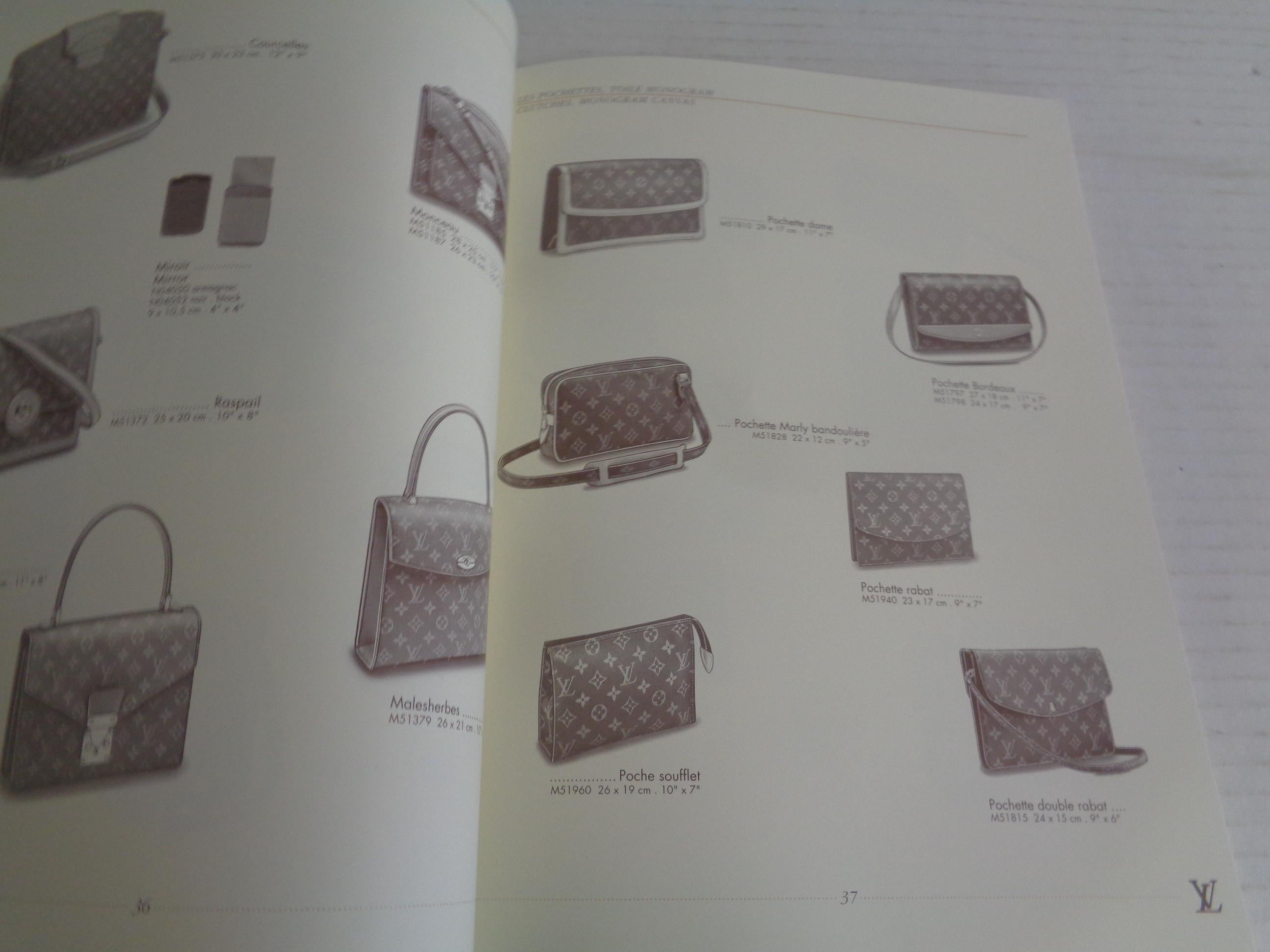 Le catalogue - Louis Vuitton w/ Price List & Taiga Pamphlet - 1993 Number 1  For Sale 5