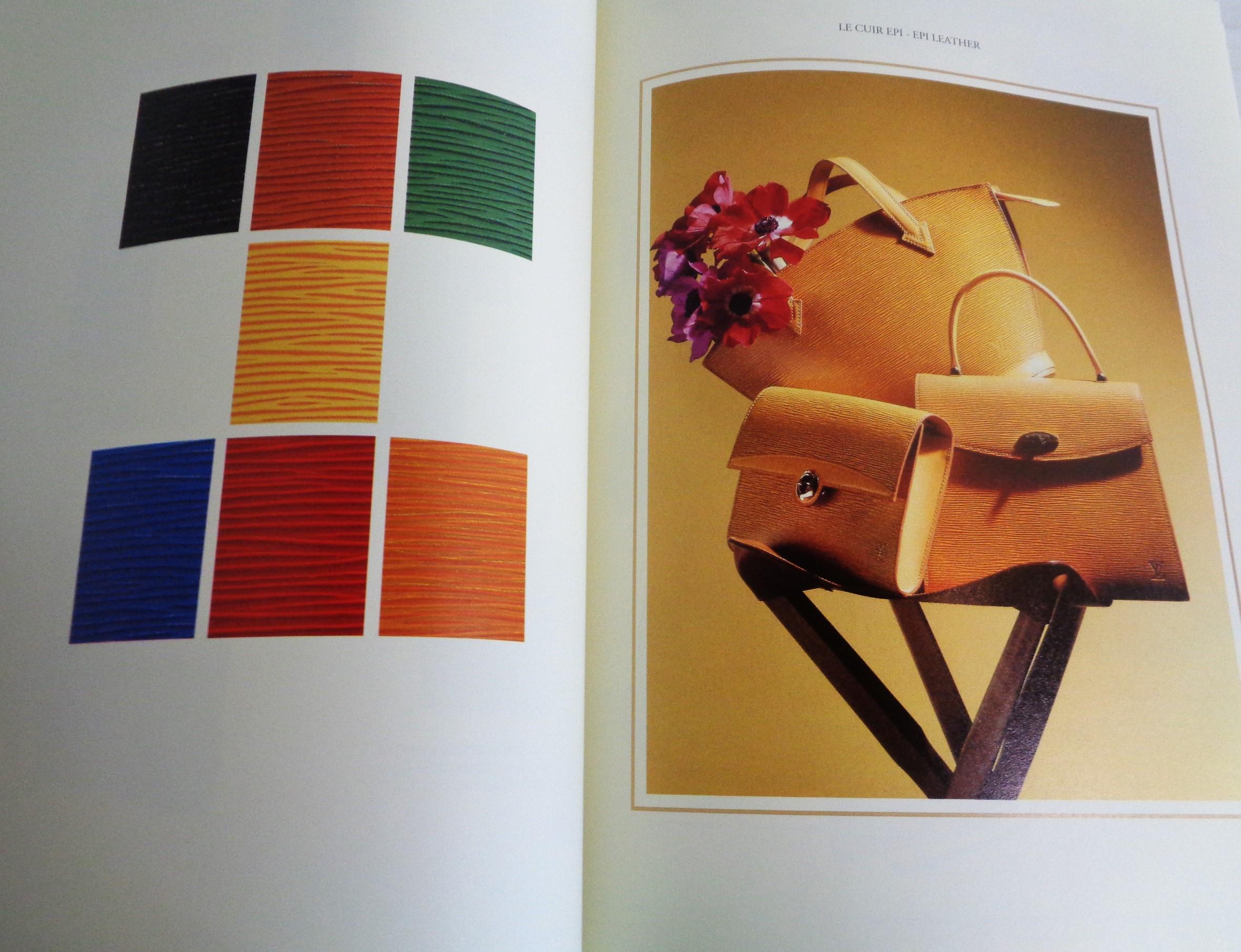 Le catalogue - Louis Vuitton w/ Price List & Taiga Pamphlet - 1993 Number 1  For Sale 6