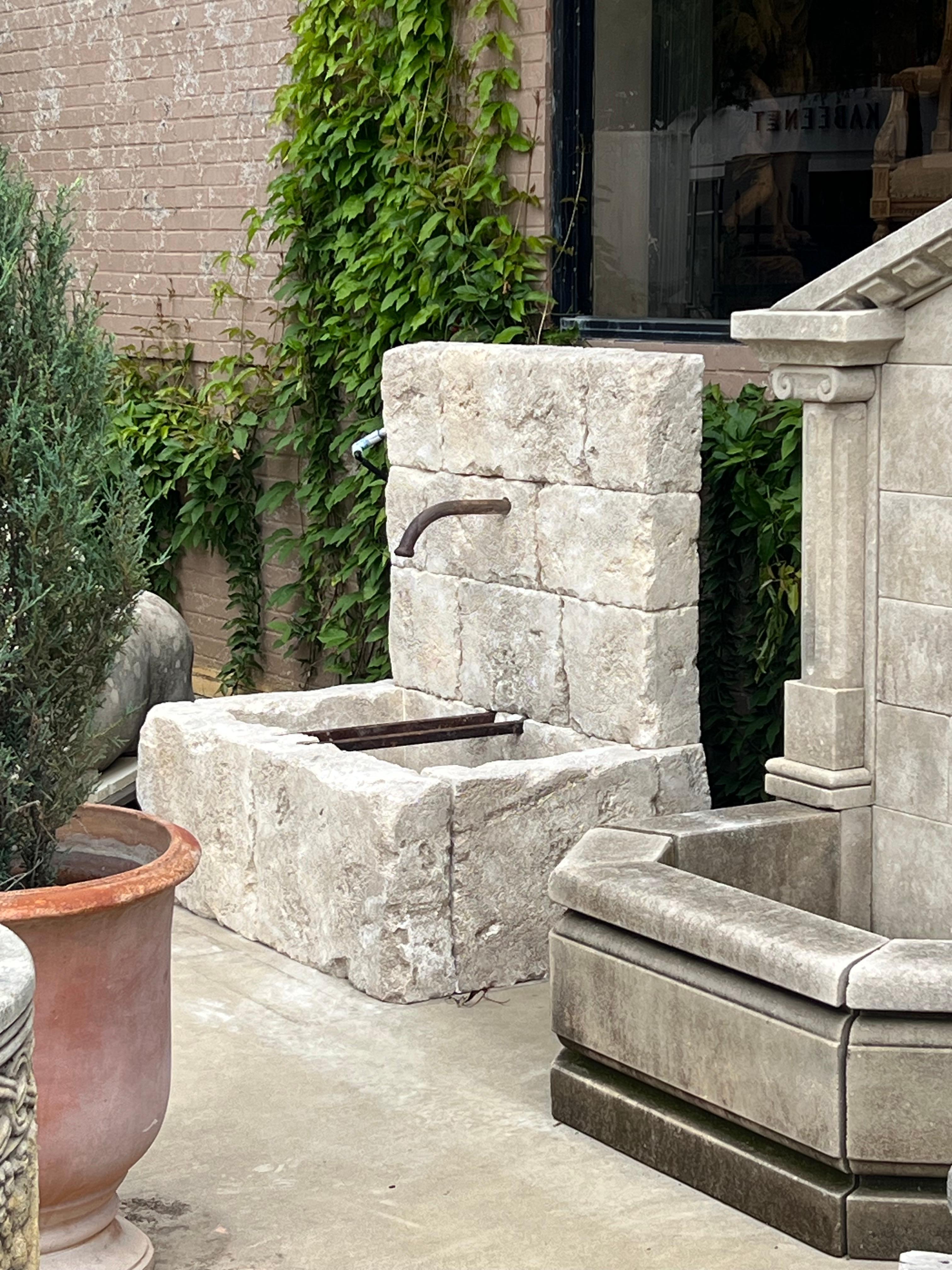 Le Chaux Hand Carved and Distressed Limestone Block Fountain, South of France For Sale 6
