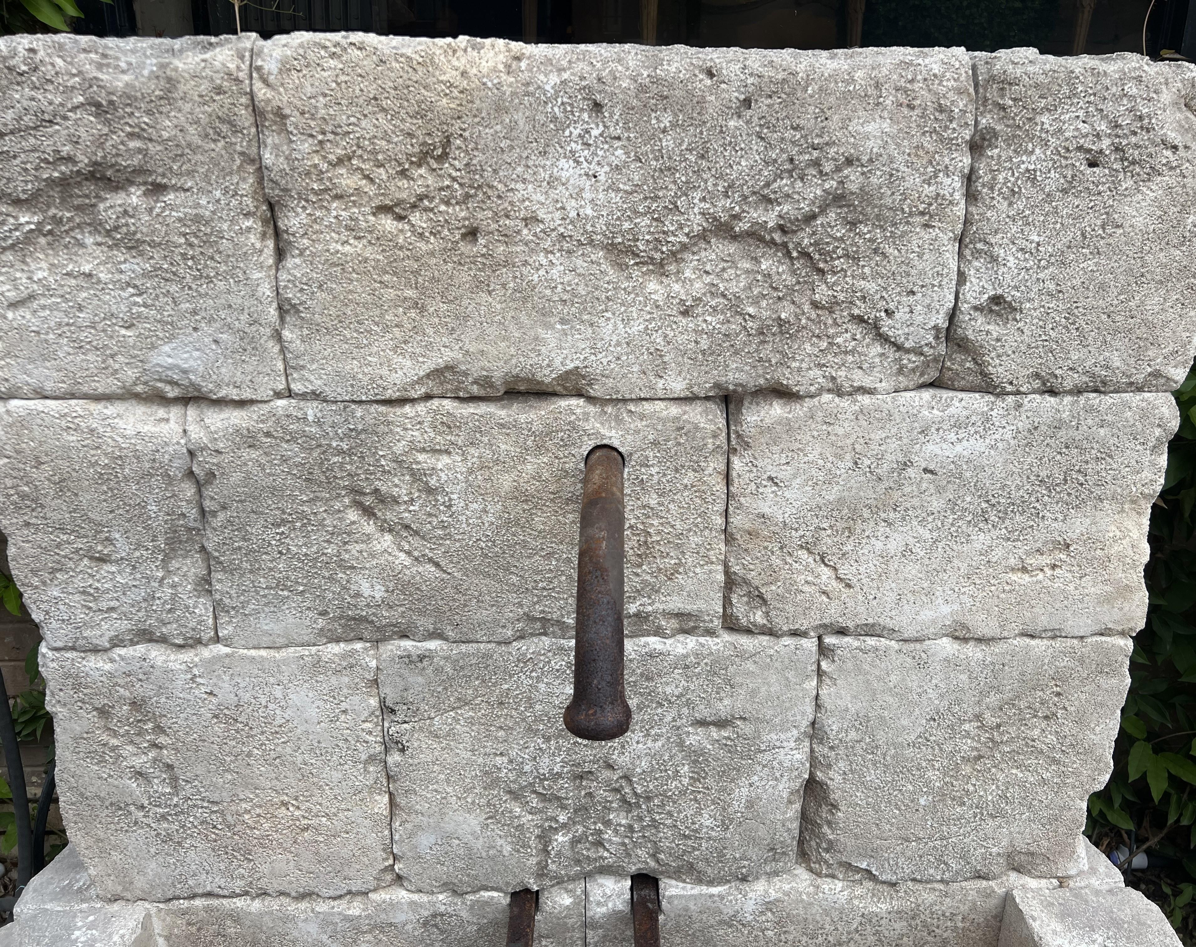 Contemporary Le Chaux Hand Carved and Distressed Limestone Block Fountain, South of France For Sale