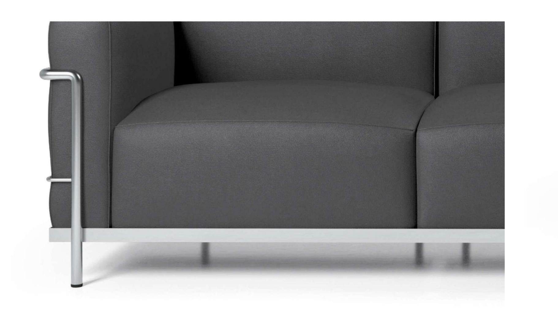 XXIe siècle et contemporain Le Corbusier 3 Fauteuil Gran Confort, Grand Modèle, Trois Places For Cassina en vente