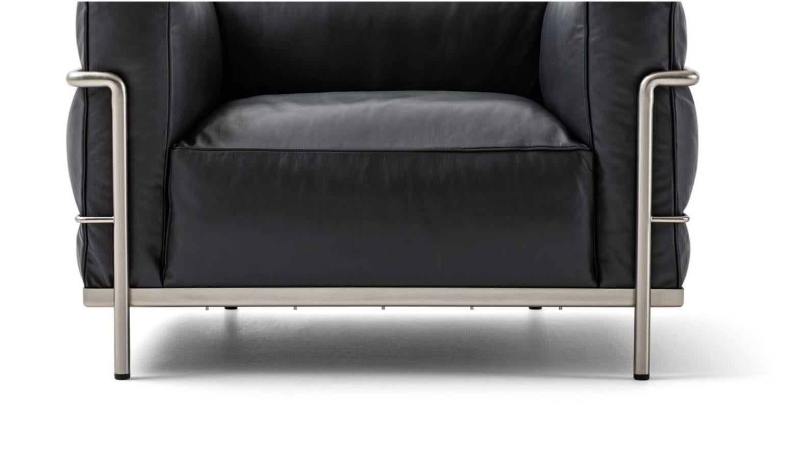 XXIe siècle et contemporain Le Corbusier 3 Fauteuil Grand Confort, Grand Modèle, Durable Pour Cassina en vente