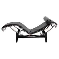 Le Corbusier 4 Chaise Longue À Réglage Continu, Noir, Durable Pour Cassina